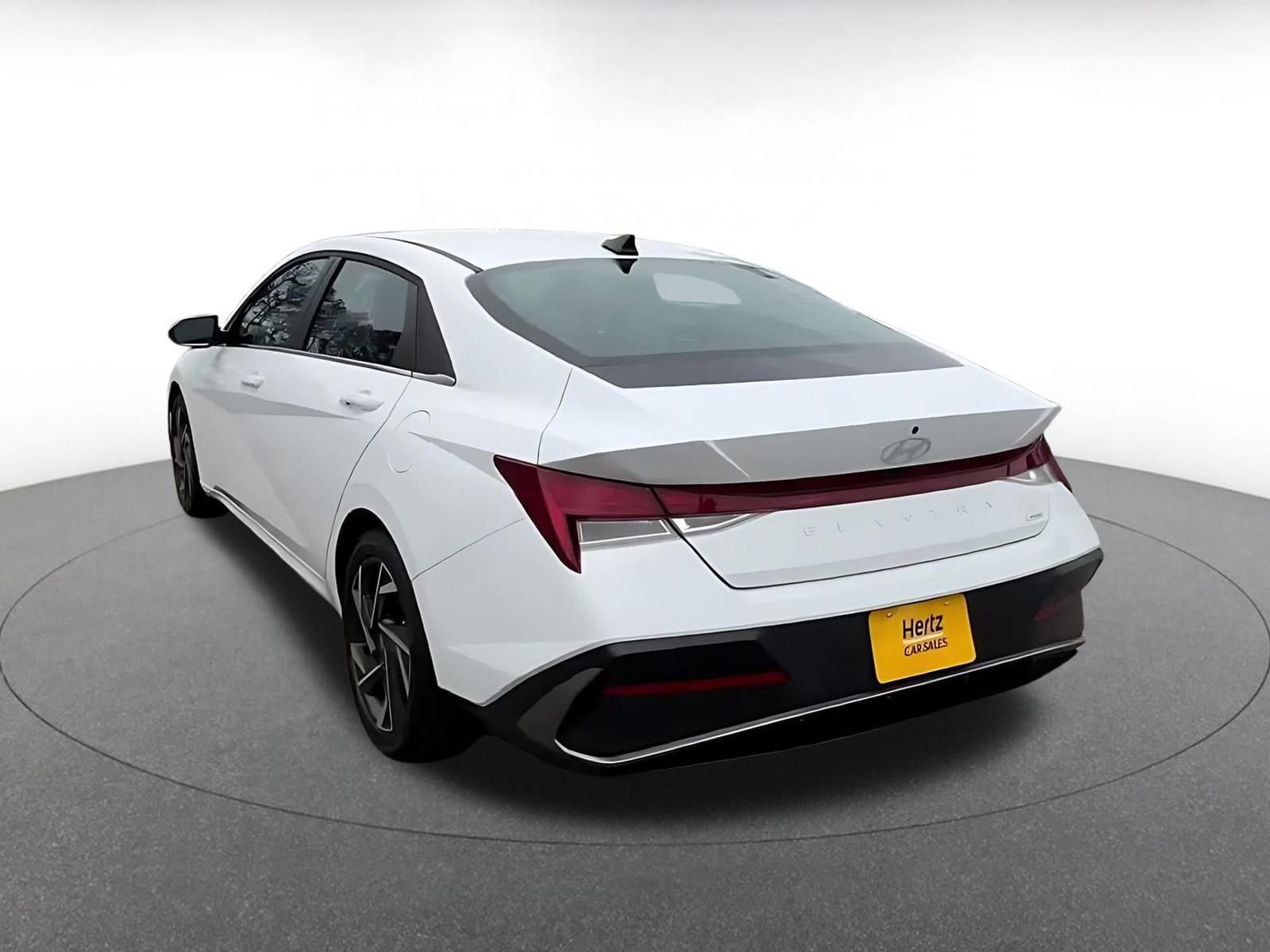 Thumbnail: 2025 Hyundai Elantra - 15