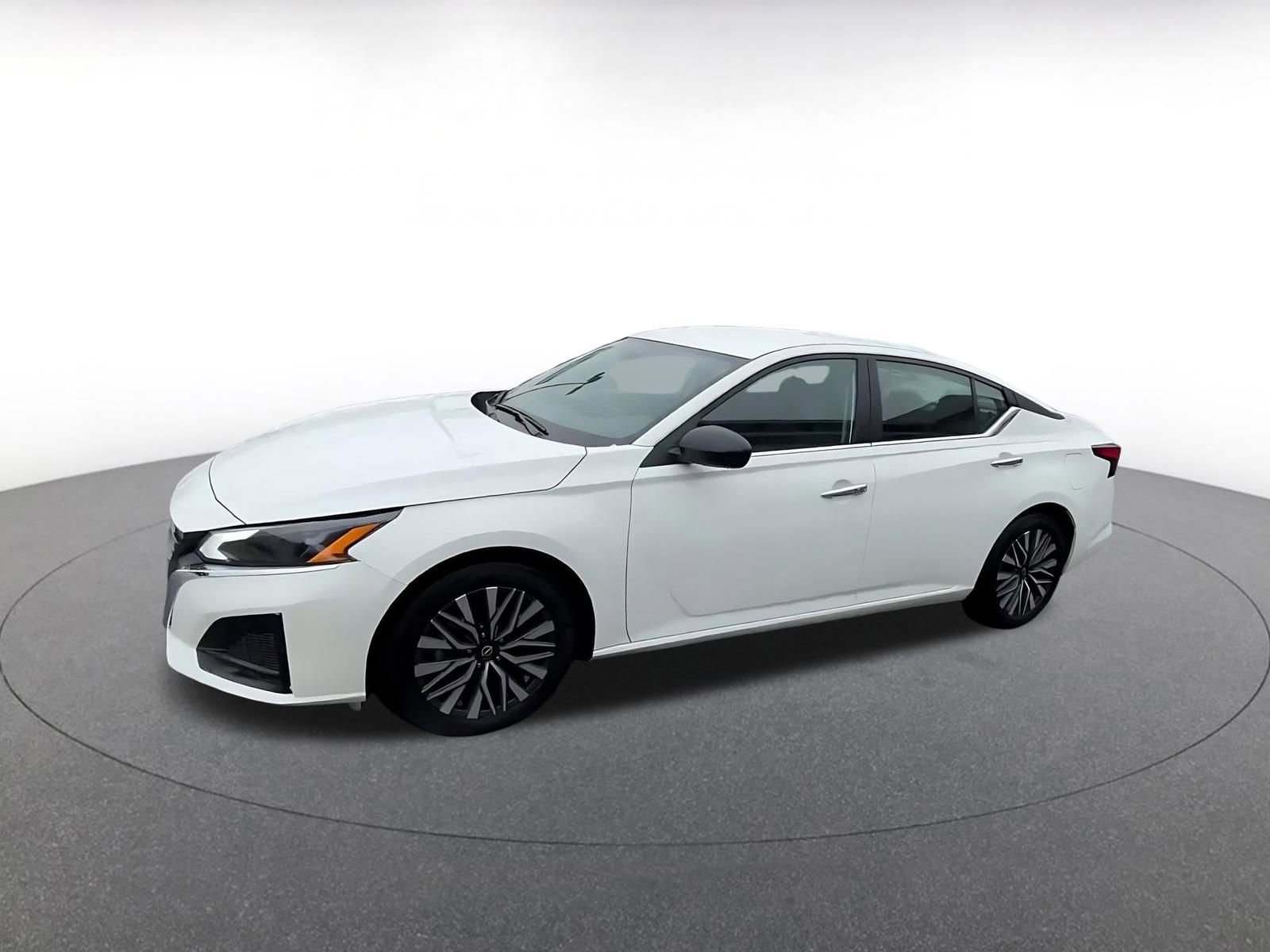 Thumbnail: 2025 Nissan Altima - 7