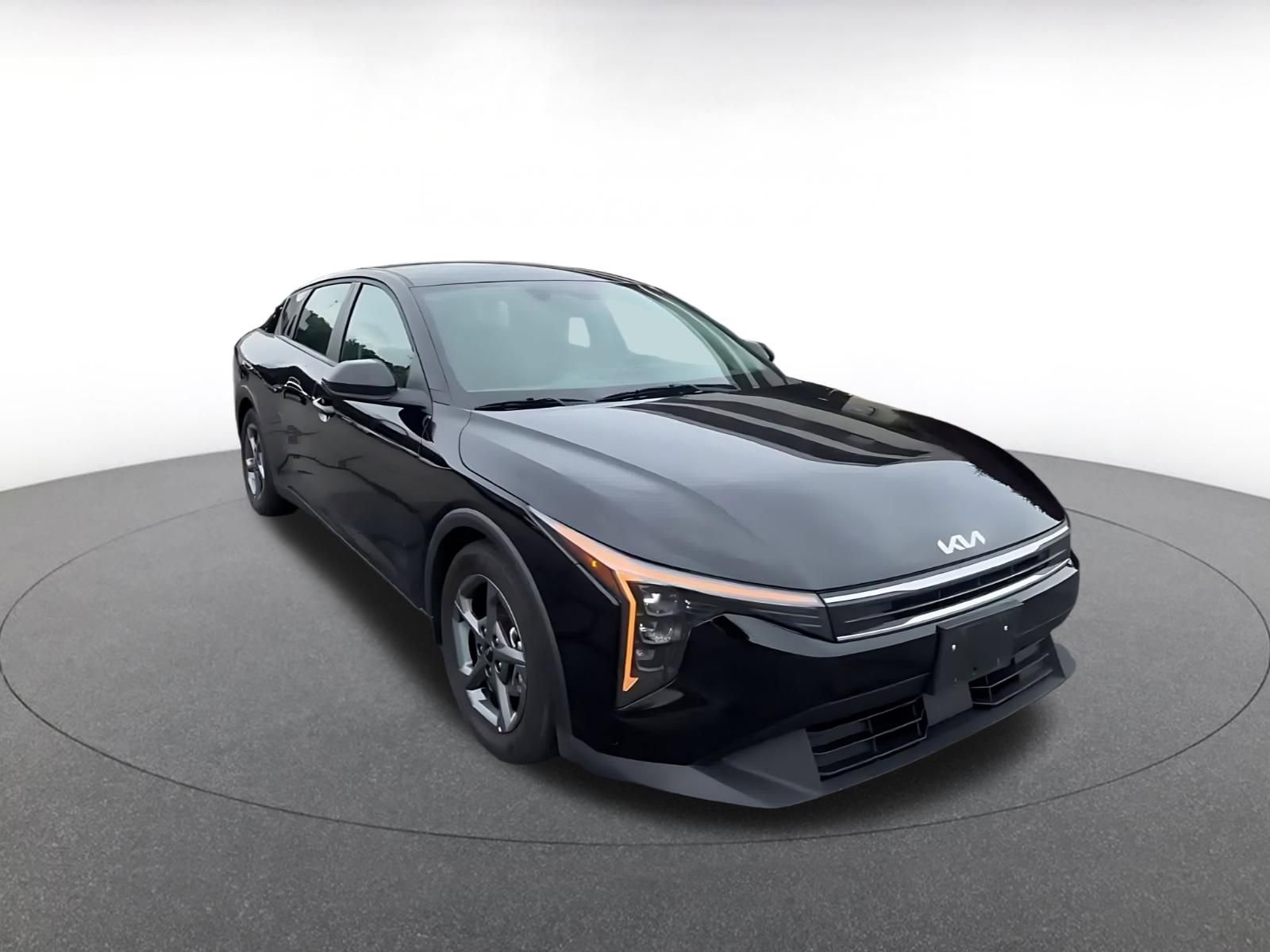 Thumbnail: 2025 Kia K4 - 3