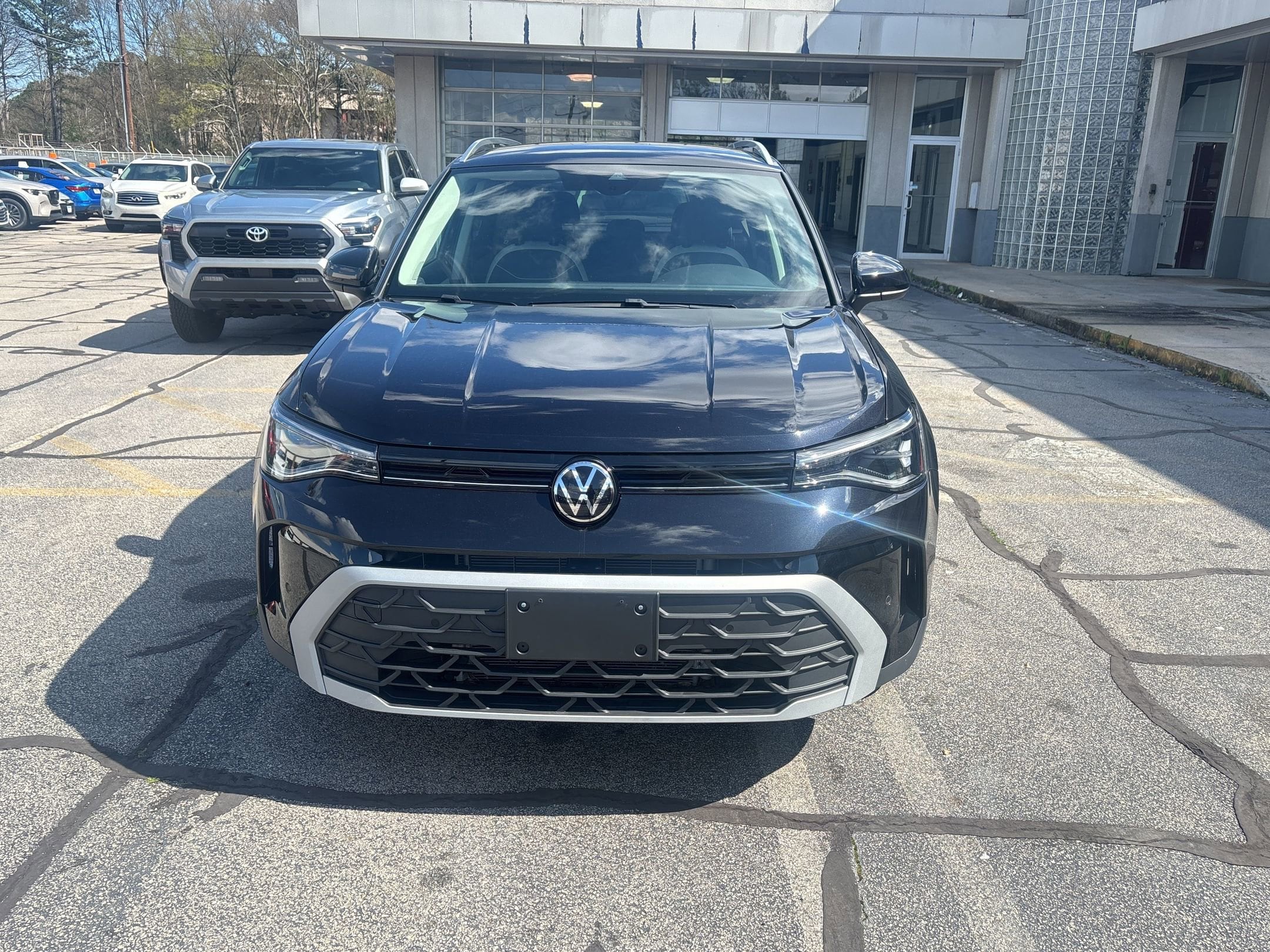 Thumbnail: 2025 Volkswagen Taos - 2