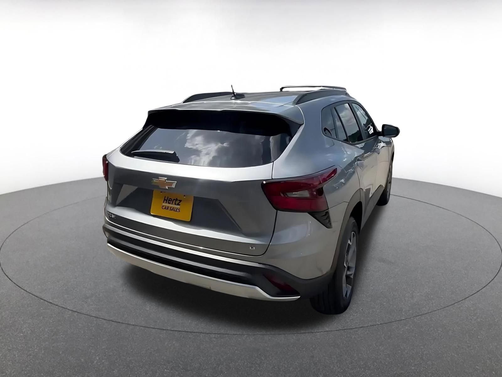 Thumbnail: 2025 Chevrolet Trax - 15