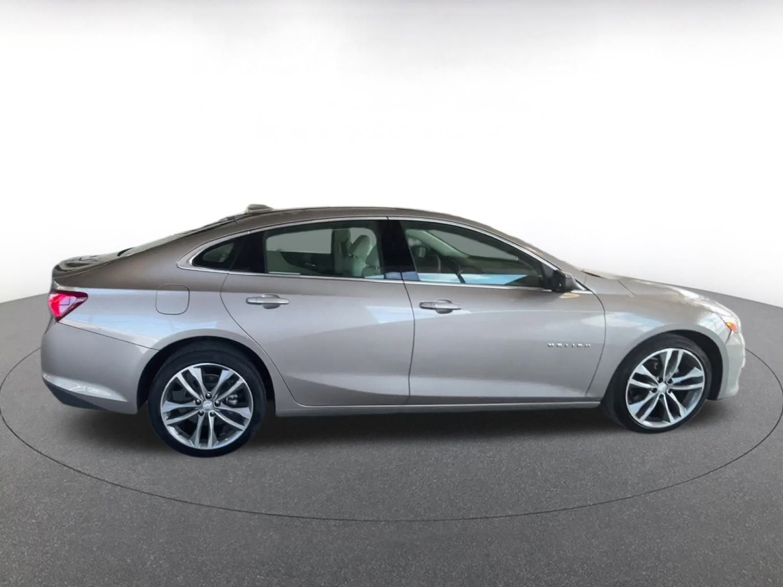 Thumbnail: 2024 Chevrolet Malibu - 16