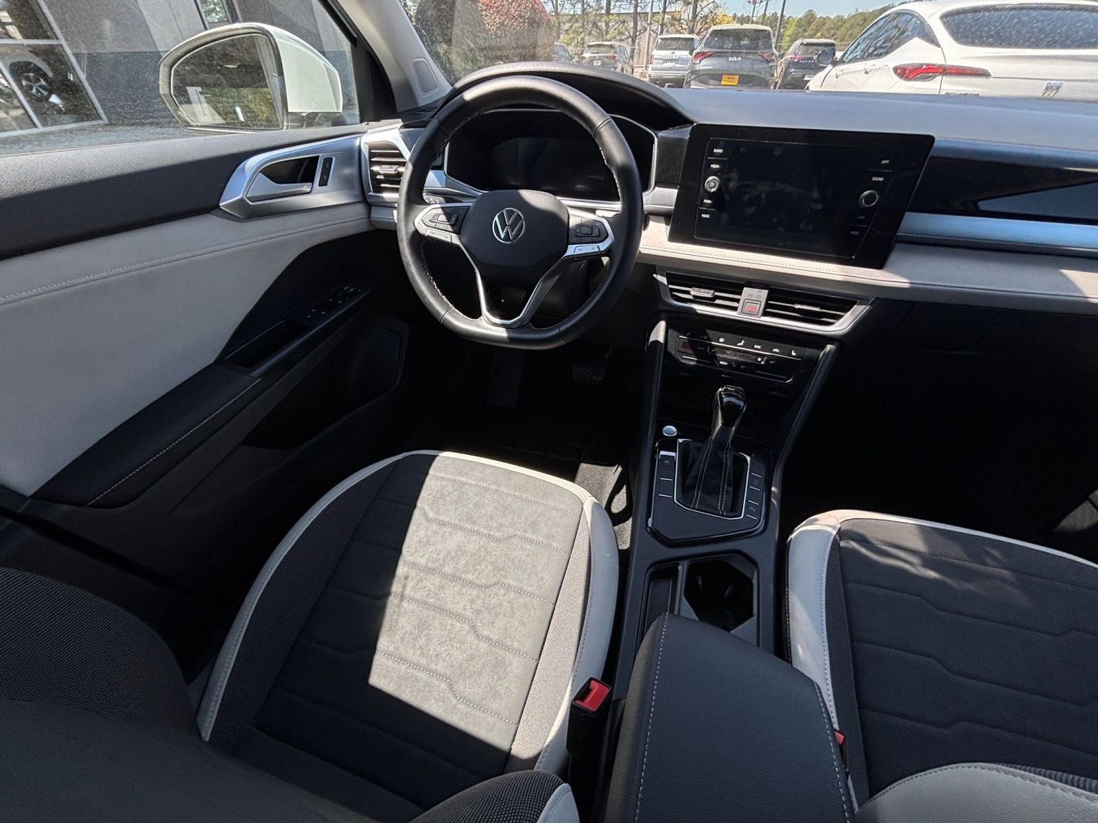 Thumbnail: 2025 Volkswagen Taos - 35