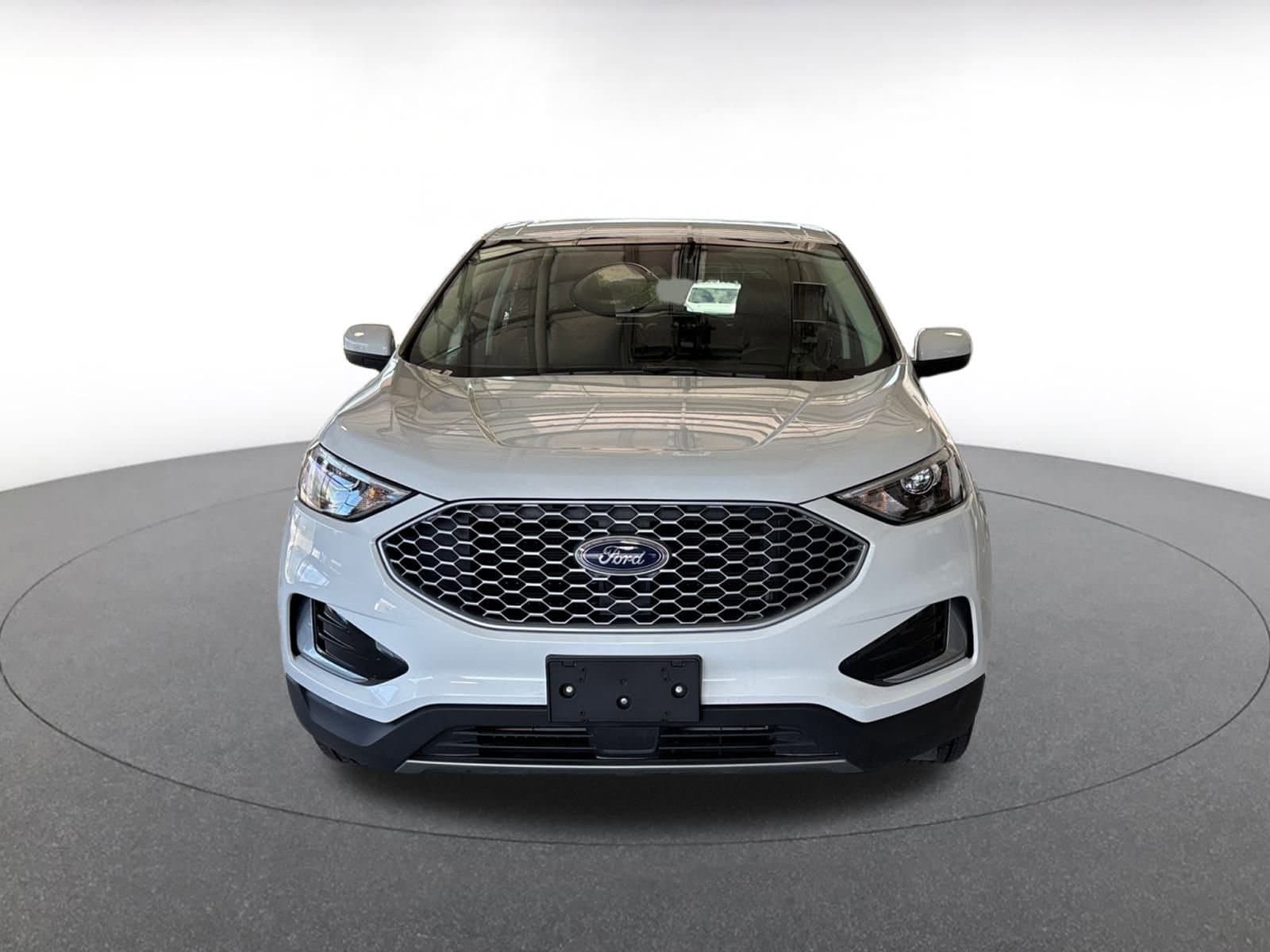 Thumbnail: 2024 Ford Edge - 6