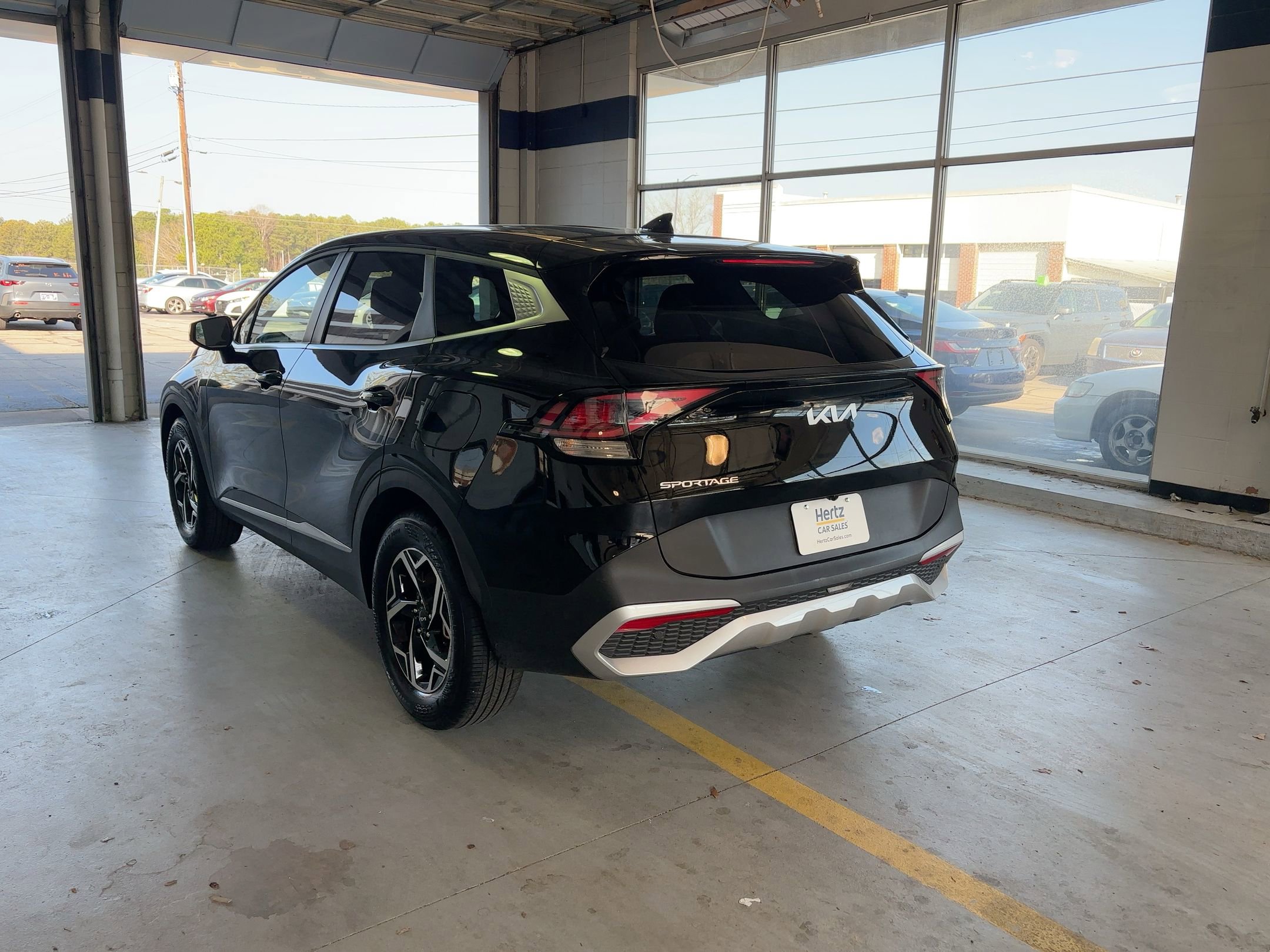 Thumbnail: 2025 Kia Sportage - 8