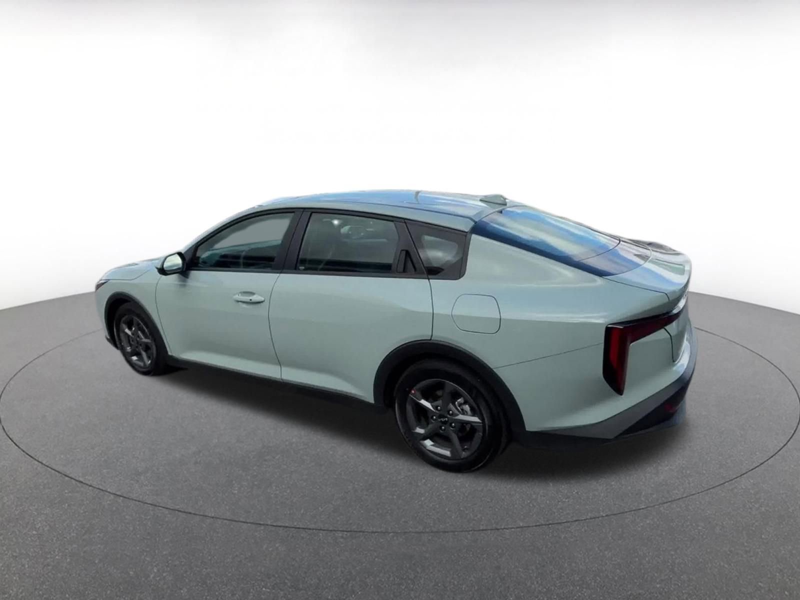Thumbnail: 2025 Kia K4 - 10