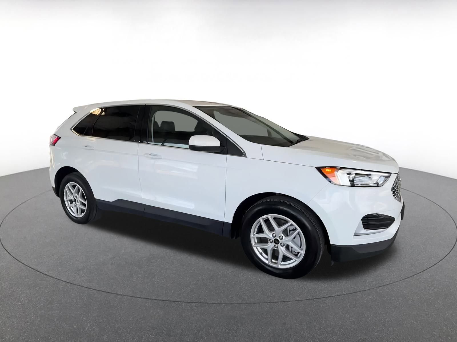Thumbnail: 2024 Ford Edge - 2