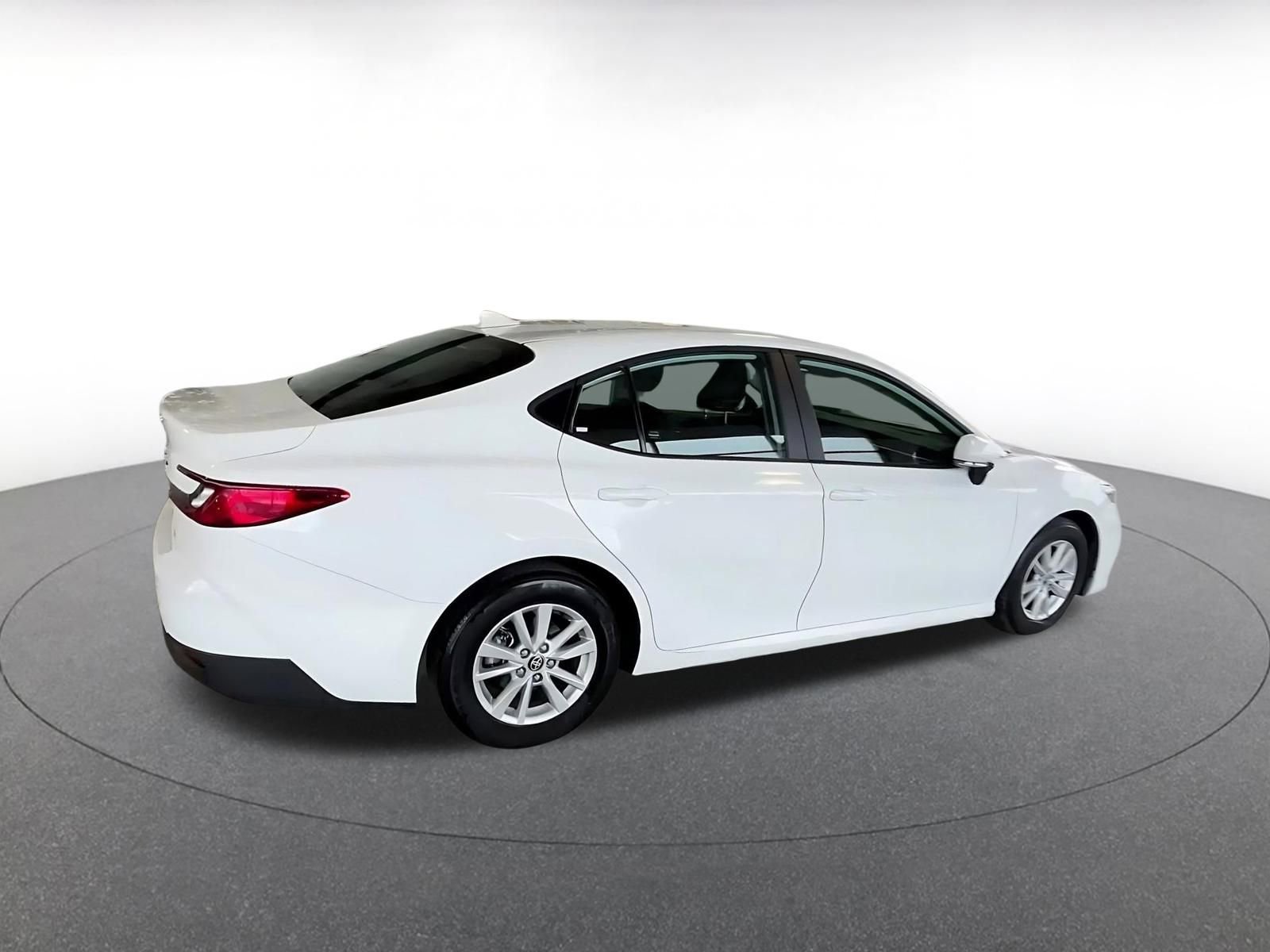 Thumbnail: 2025 Toyota Camry - 15