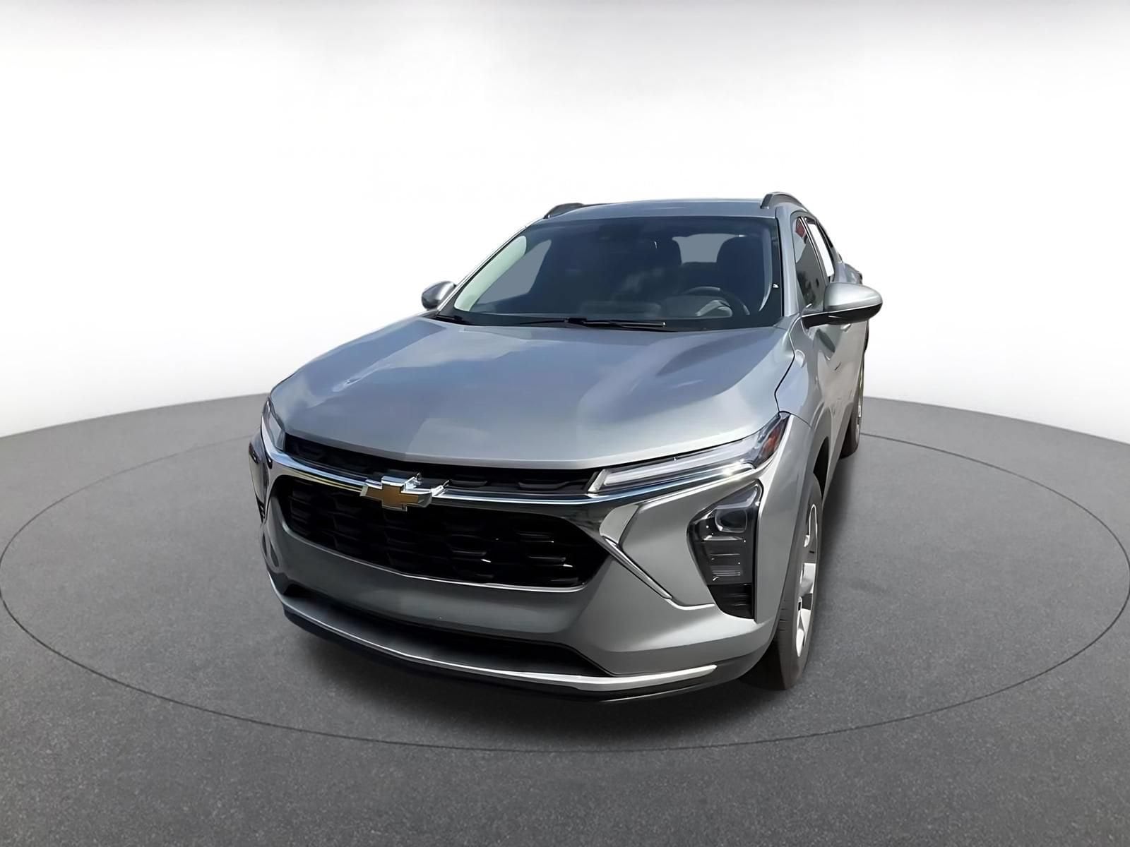 Thumbnail: 2025 Chevrolet Trax - 5