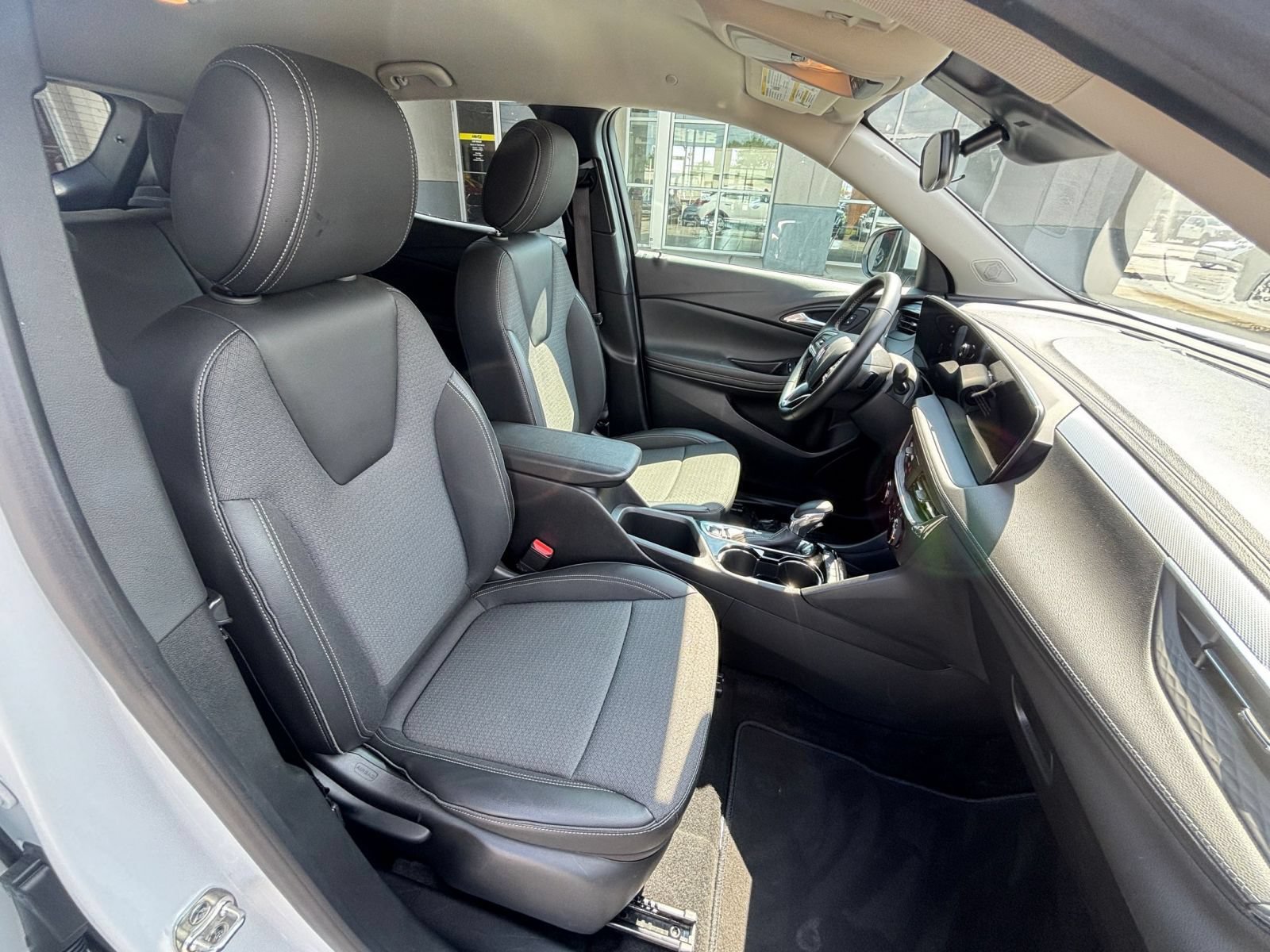 Thumbnail: 2025 Buick Encore GX - 35