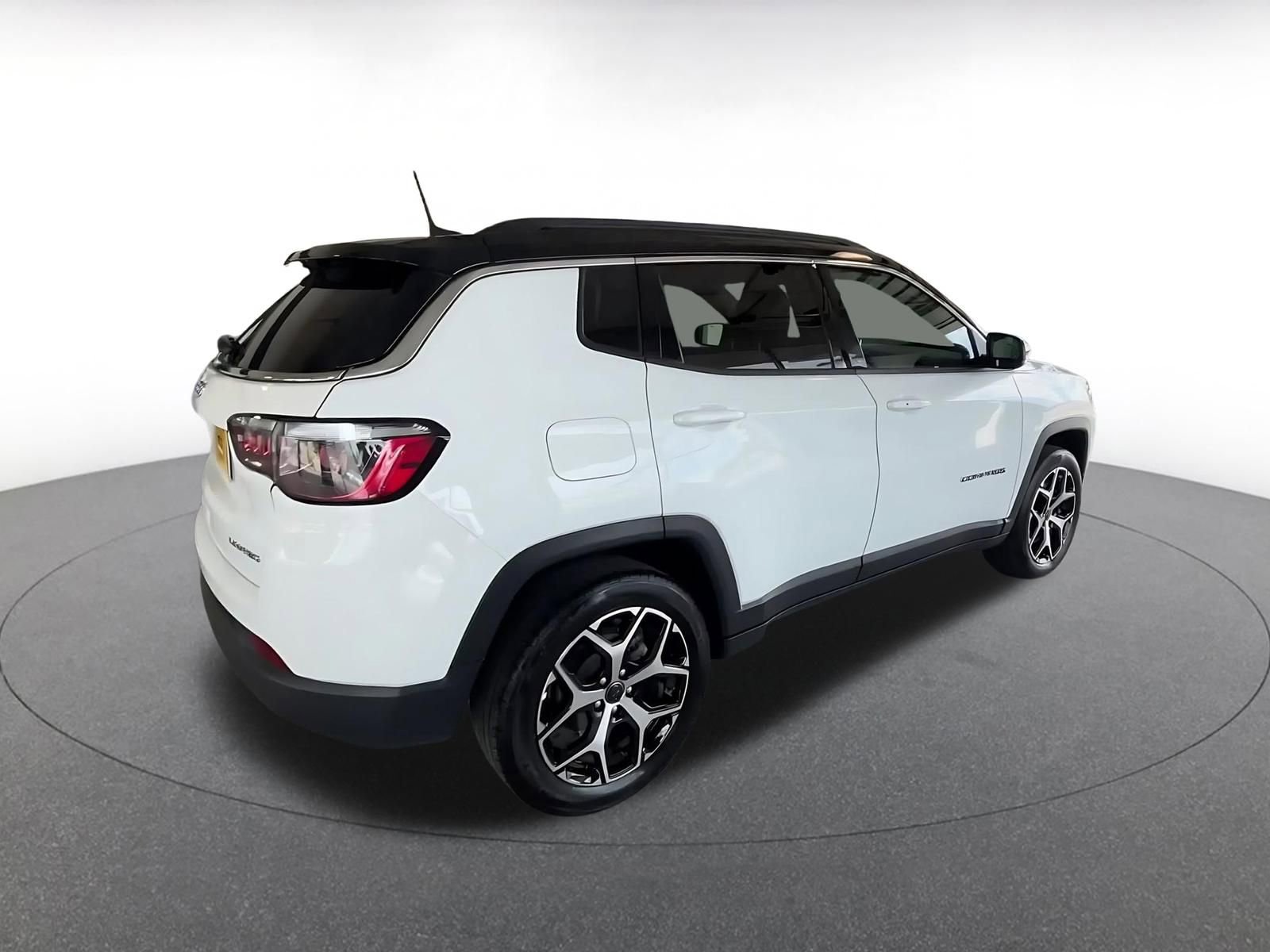 Thumbnail: 2025 Jeep Compass - 21