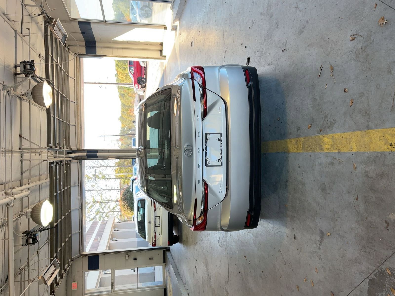 Thumbnail: 2025 Toyota Camry - 22