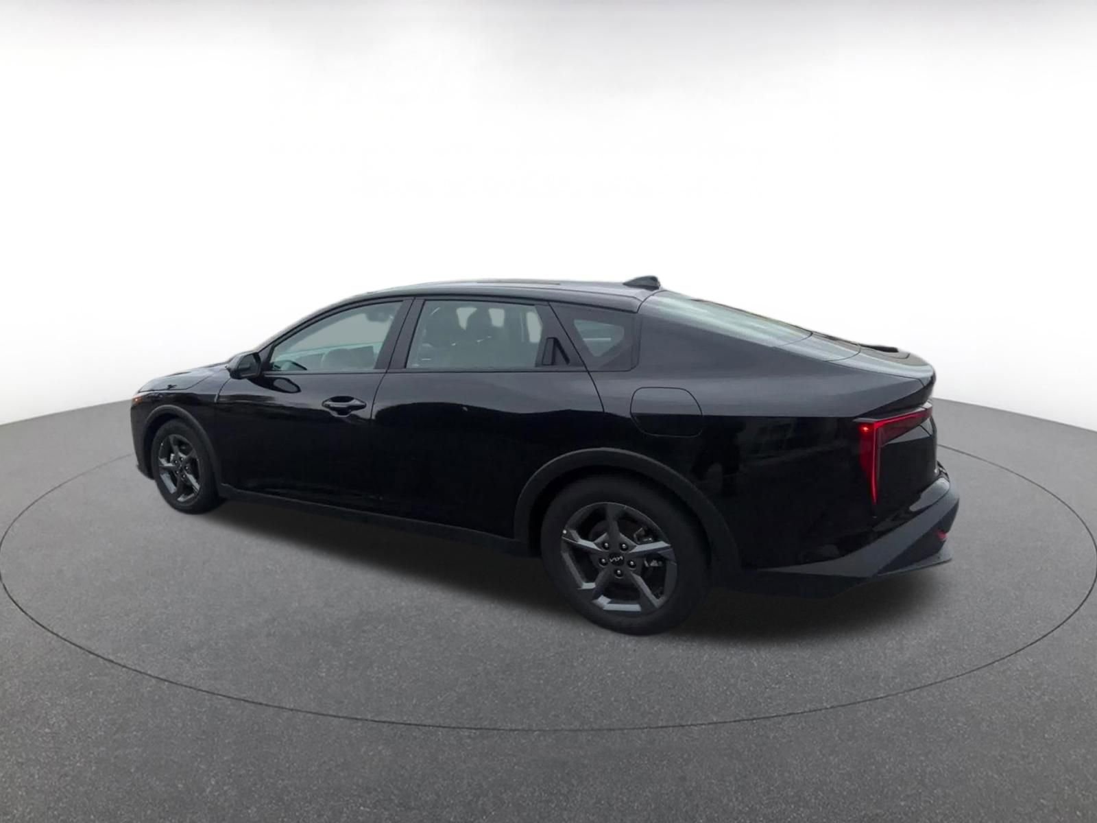 Thumbnail: 2025 Kia K4 - 10