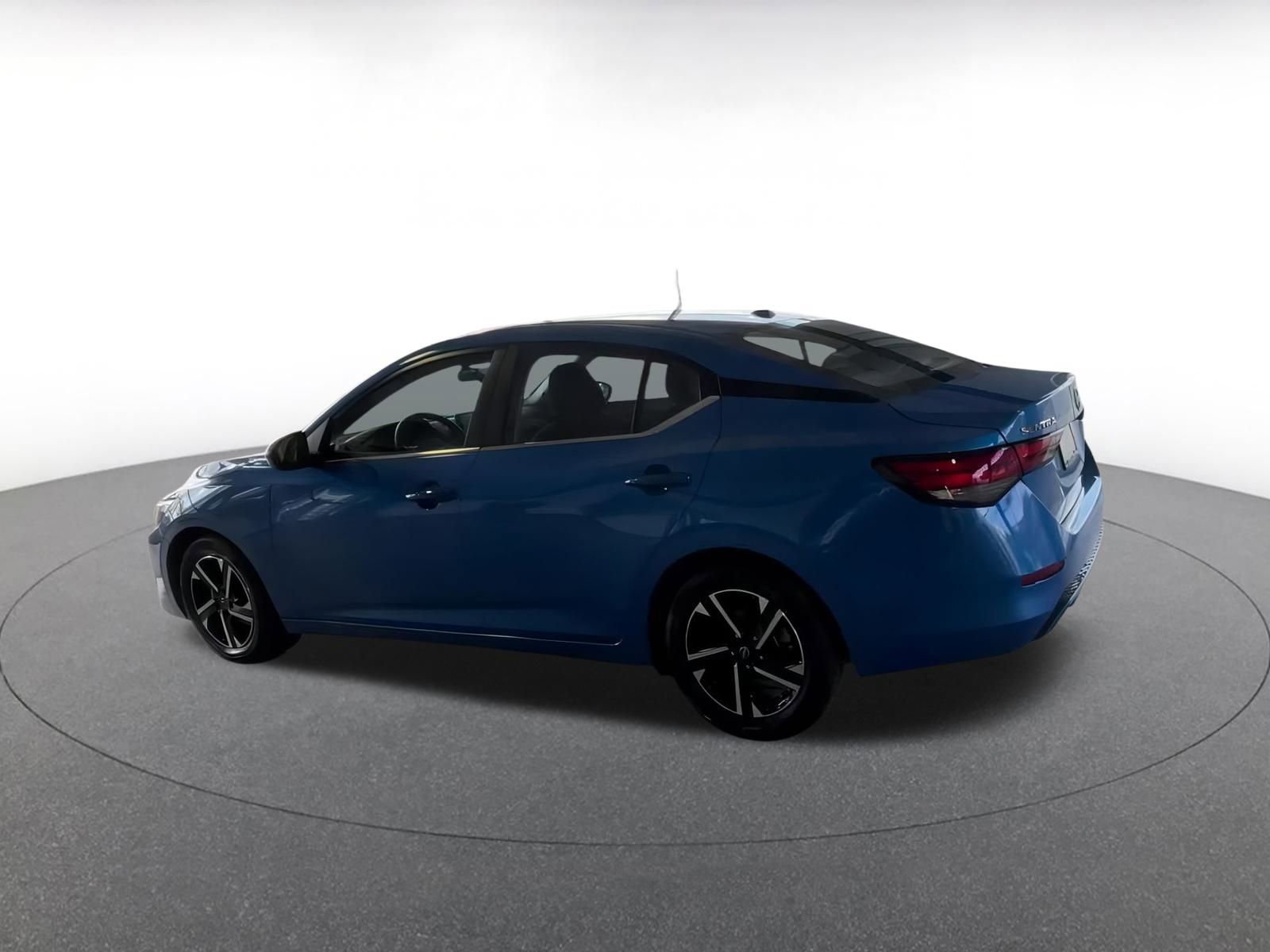 Thumbnail: 2024 Nissan Sentra - 12