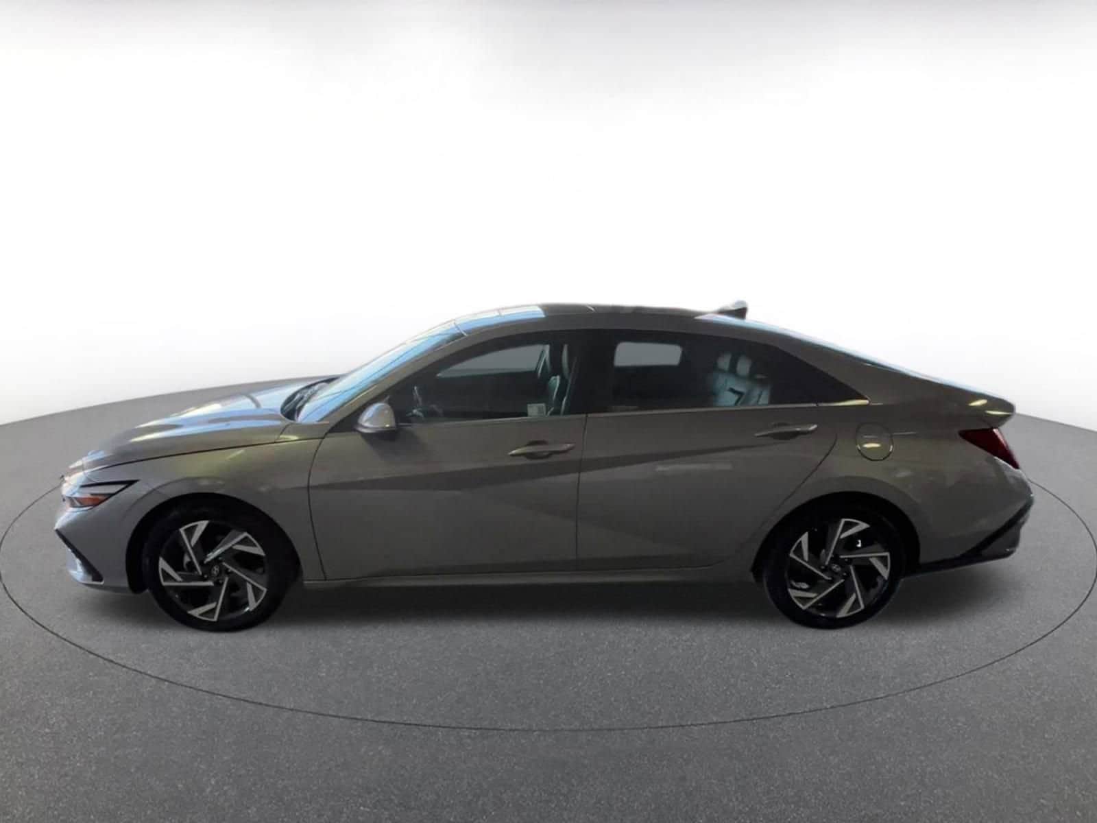 Thumbnail: 2025 Hyundai Elantra - 7