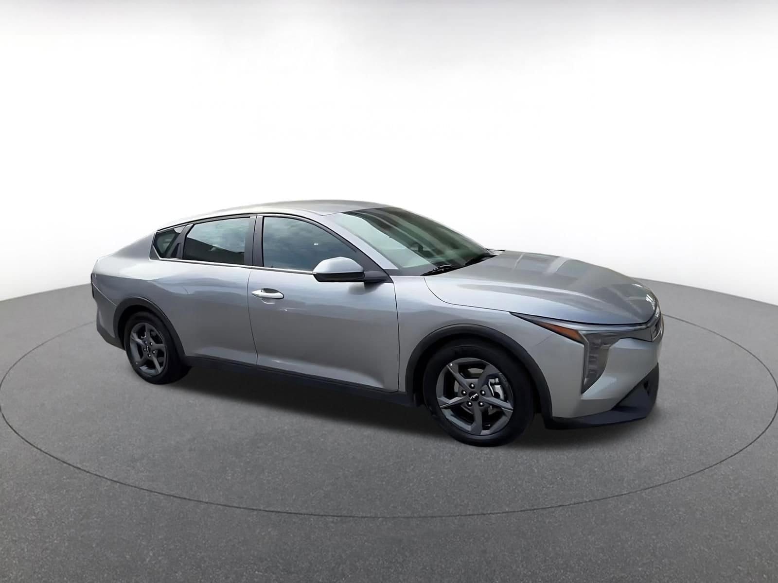Thumbnail: 2025 Kia K4 - 3