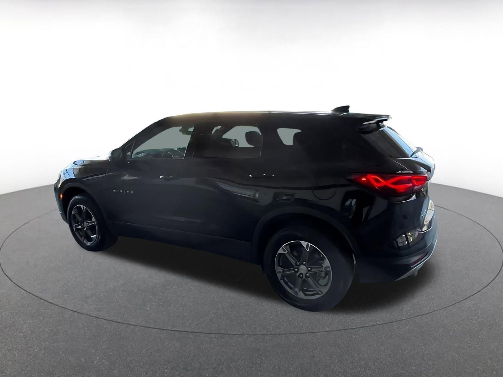 Thumbnail: 2025 Chevrolet Blazer - 11