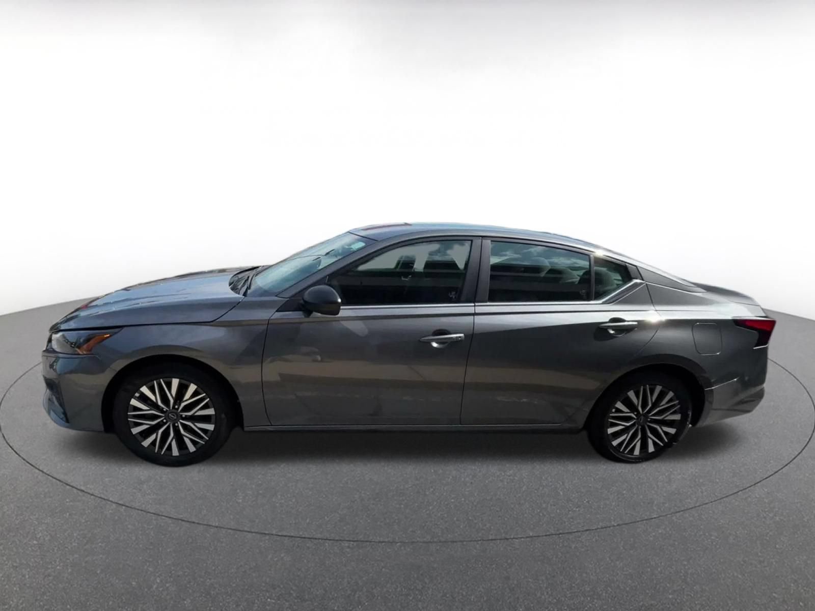Thumbnail: 2026 Nissan Altima - 8