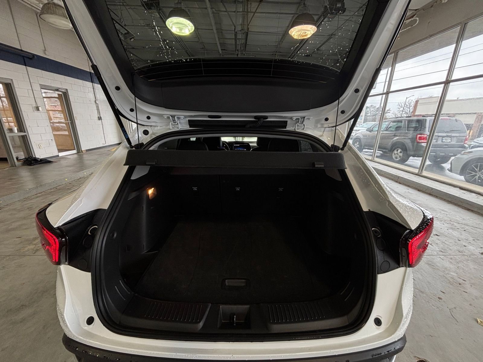 Thumbnail: 2025 Chevrolet Trax - 30