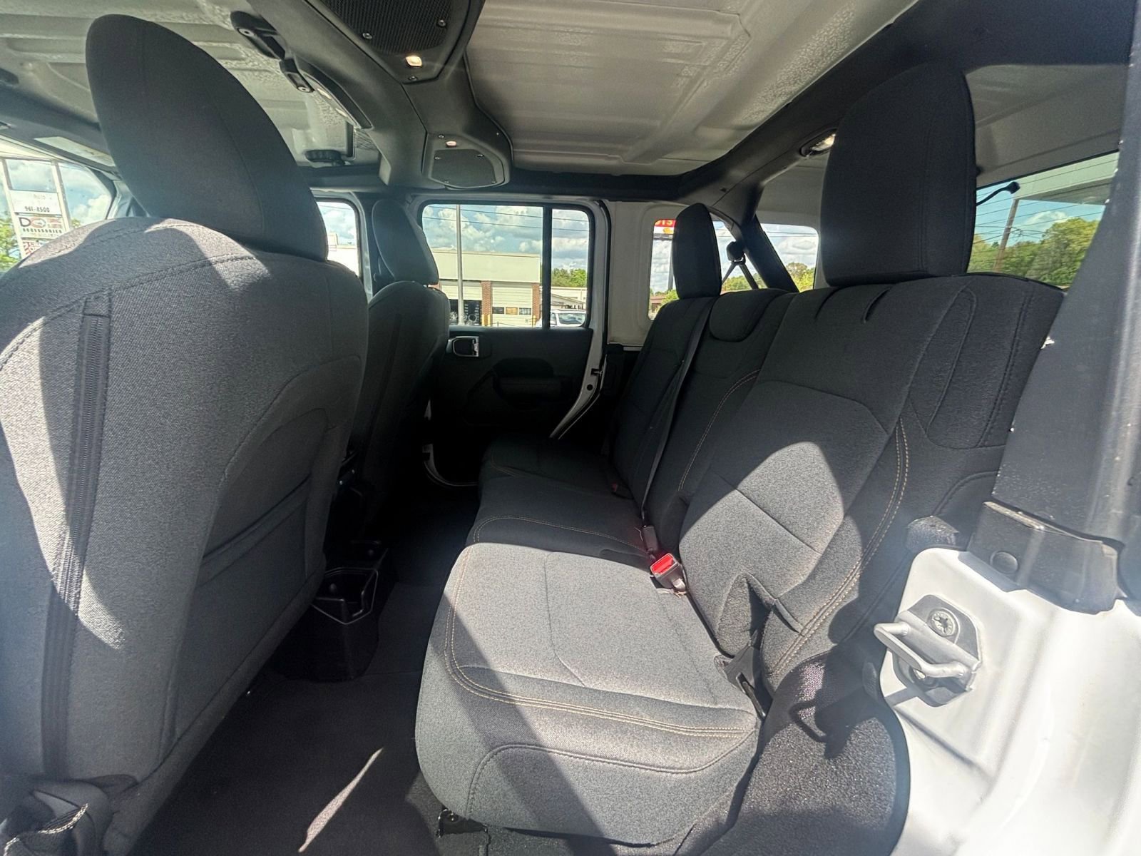 Thumbnail: 2025 Jeep Wrangler - 25