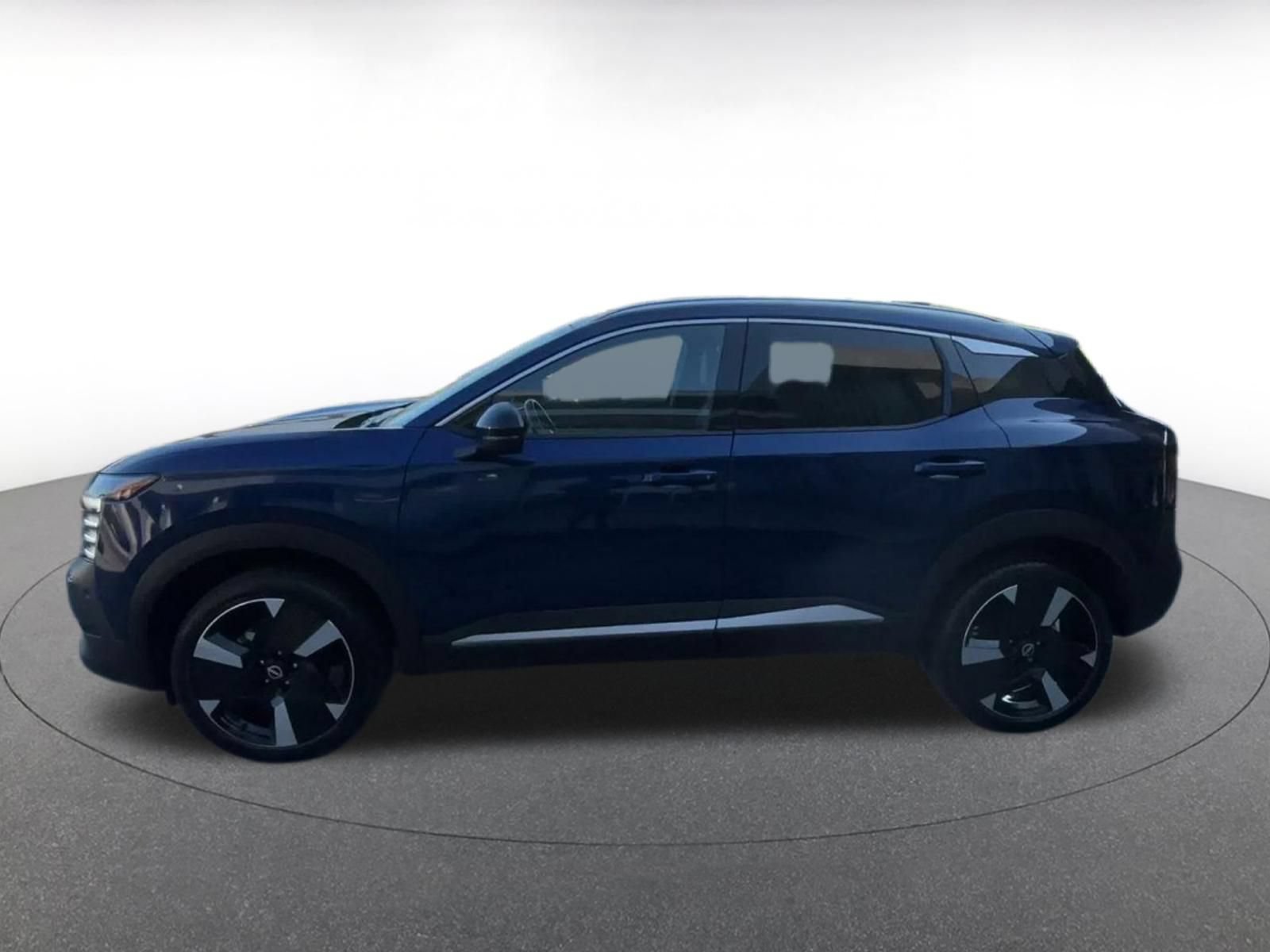 Thumbnail: 2026 Nissan Kicks - 8