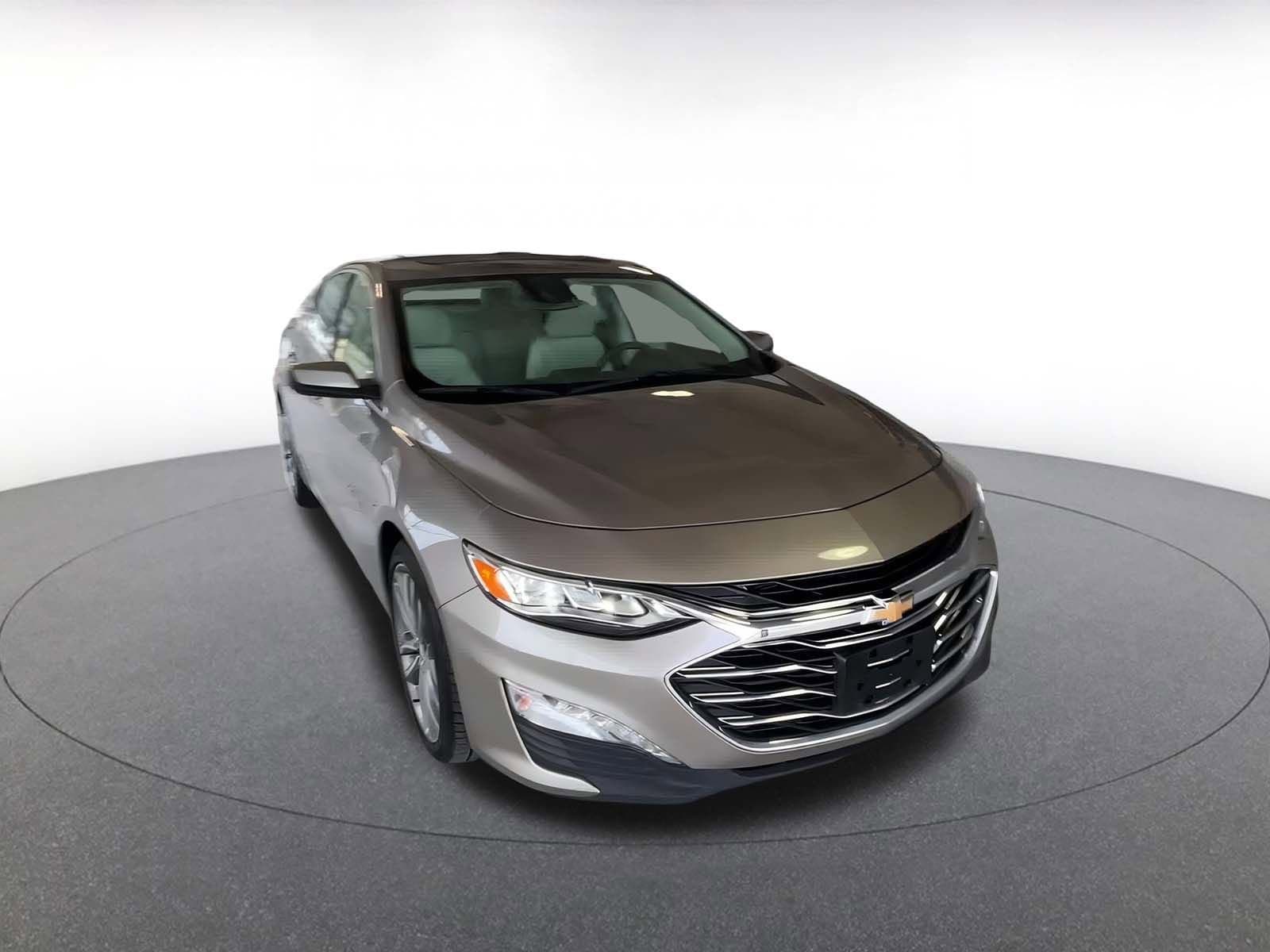 Thumbnail: 2024 Chevrolet Malibu - 3