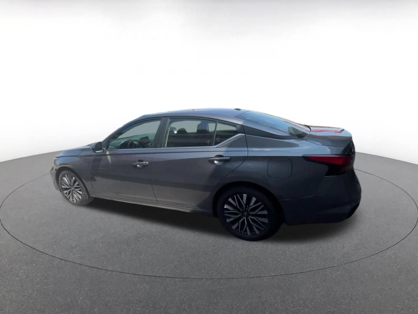 Thumbnail: 2026 Nissan Altima - 9