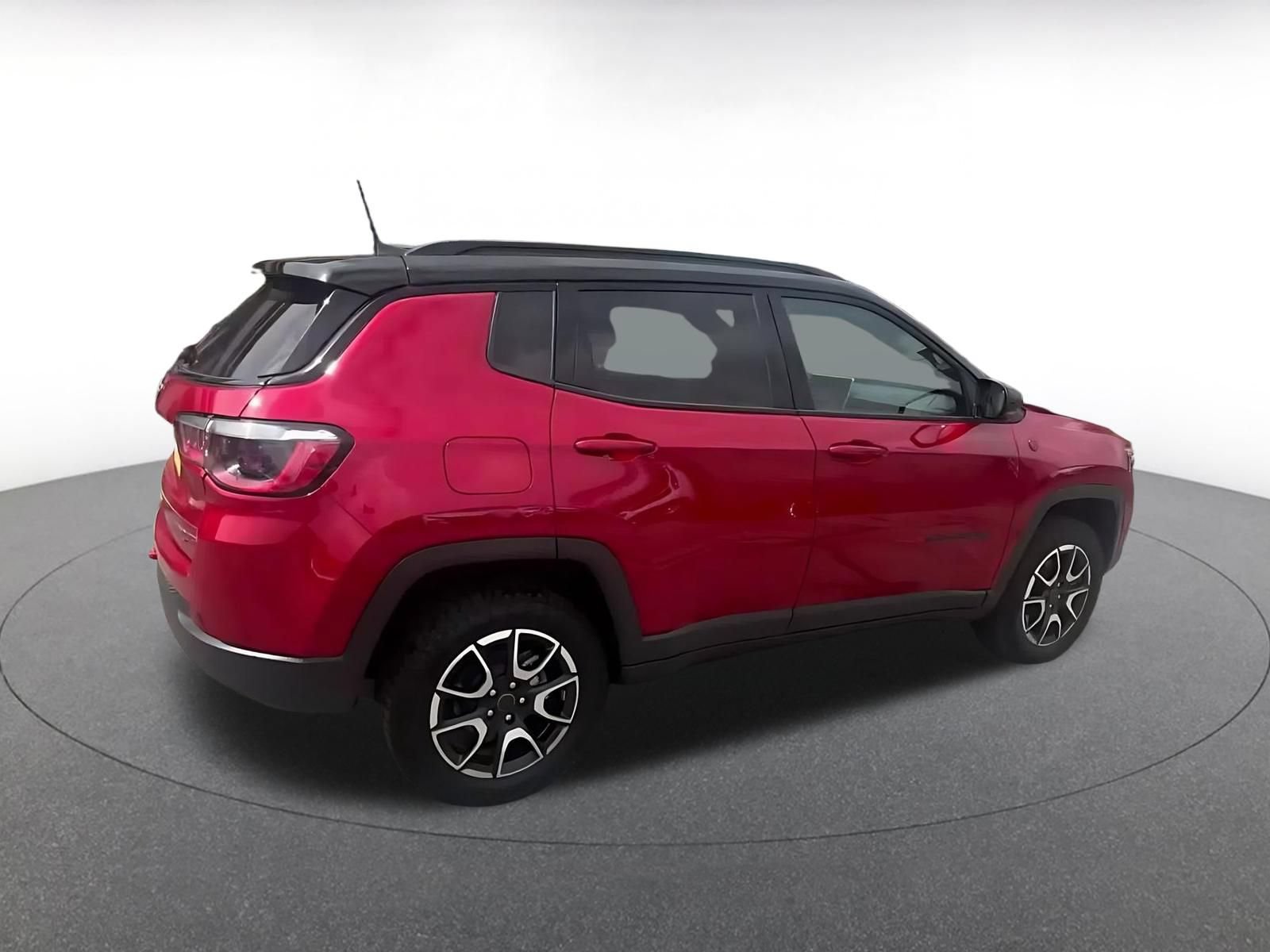 2025 Jeep Compass Trailhawk - Photo 12