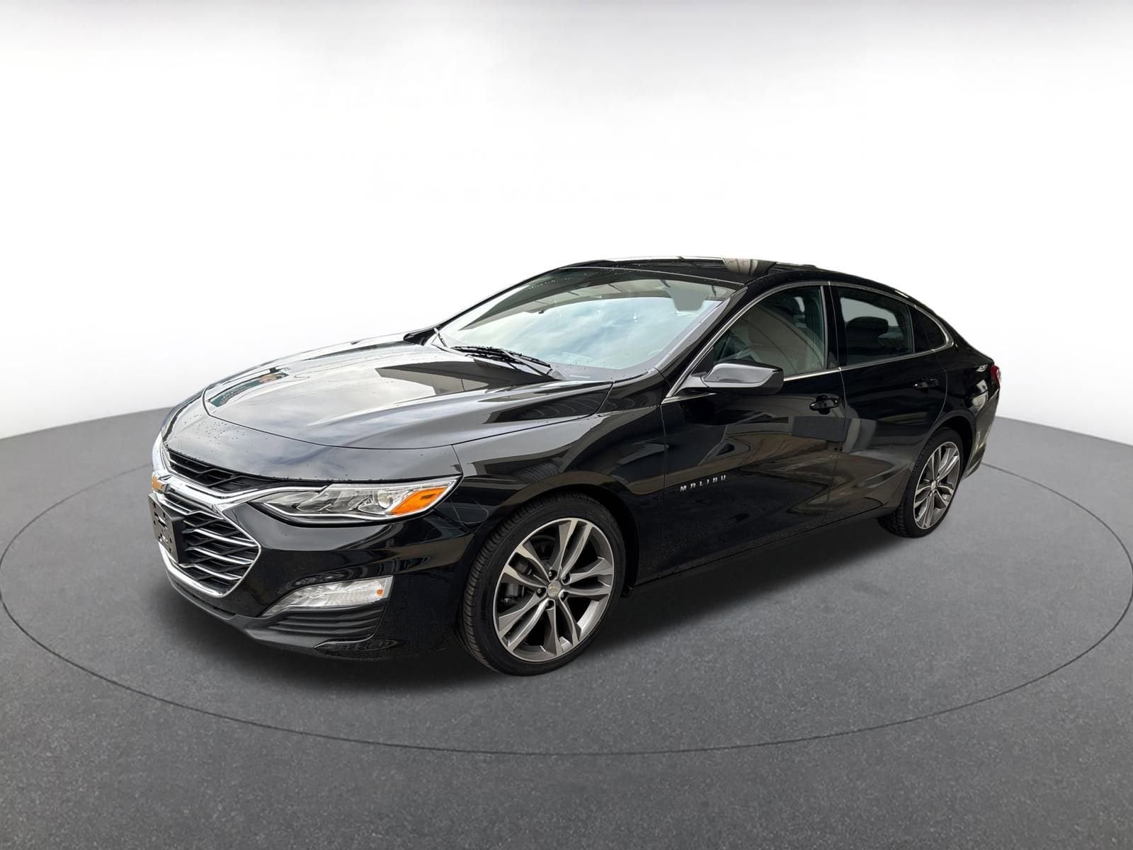Thumbnail: 2024 Chevrolet Malibu - 11