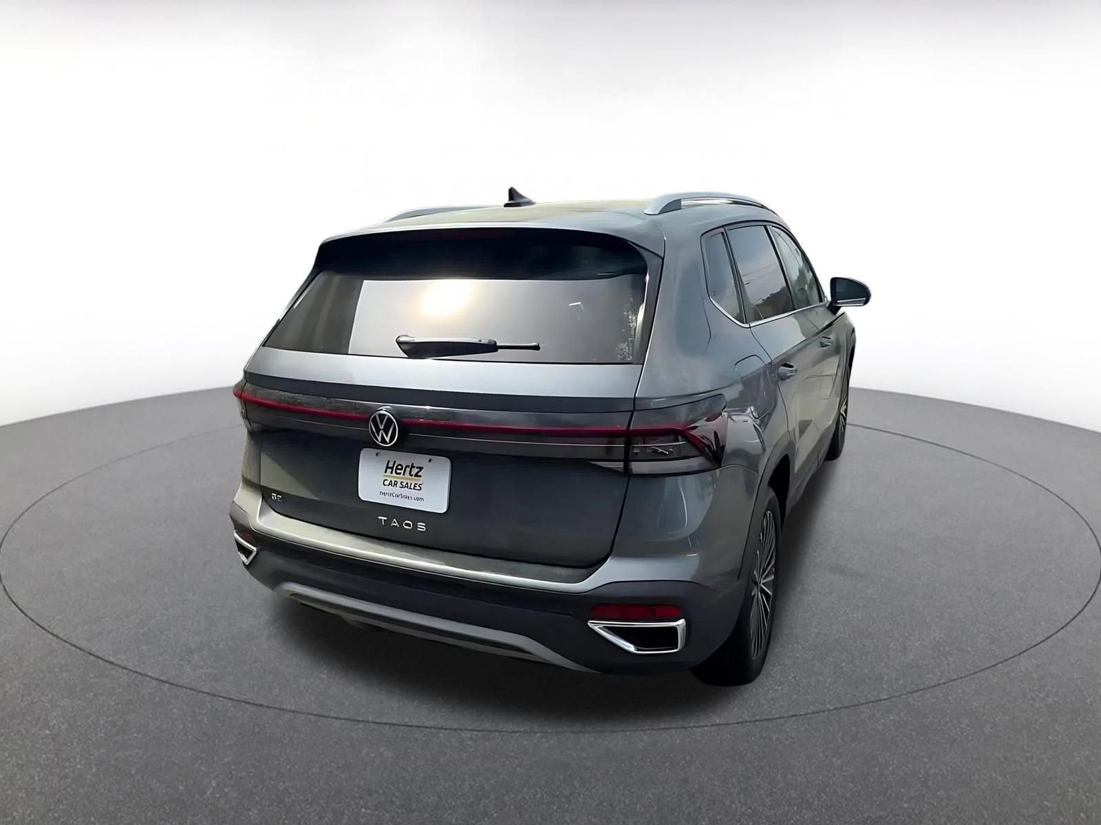 Thumbnail: 2025 Volkswagen Taos - 13