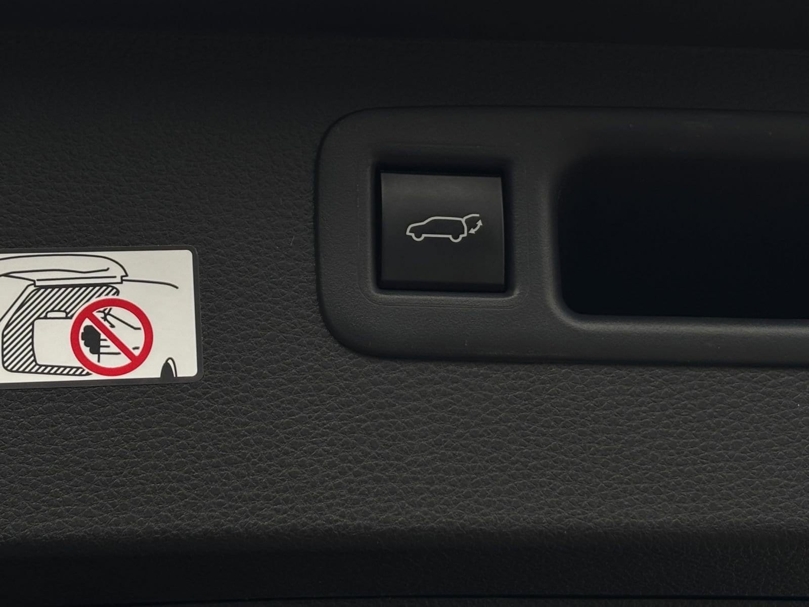 Thumbnail: 2025 Toyota Highlander - 23