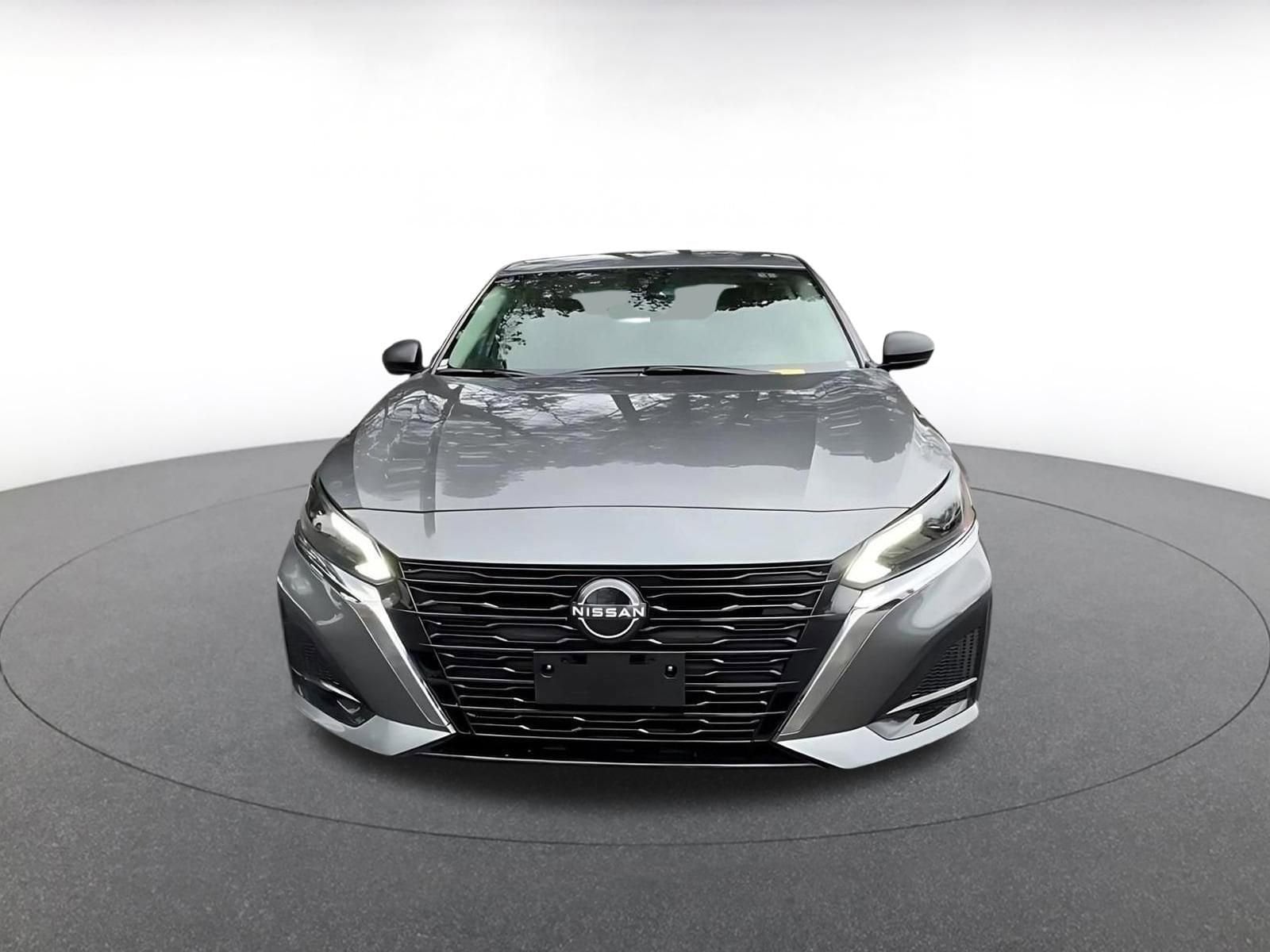 Thumbnail: 2025 Nissan Altima - 5