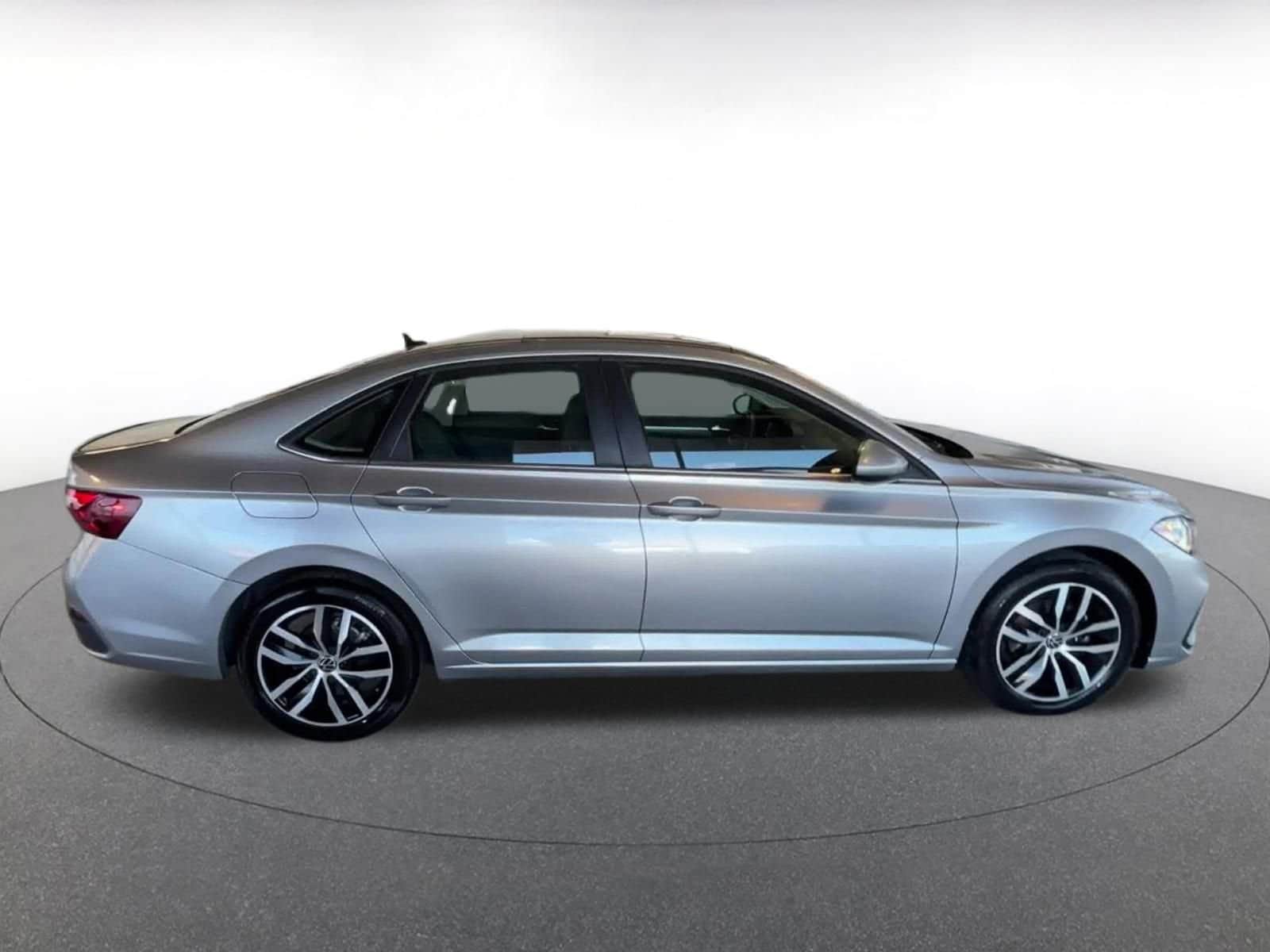 Thumbnail: 2025 Volkswagen Jetta - 16