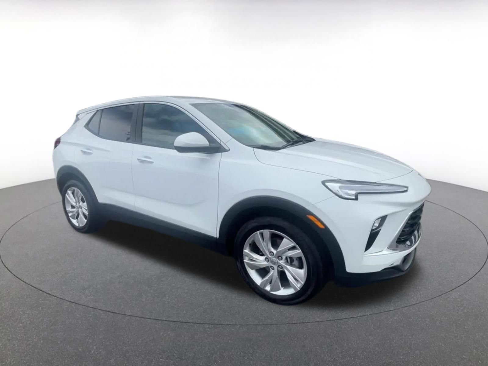 Thumbnail: 2025 Buick Encore GX - 2