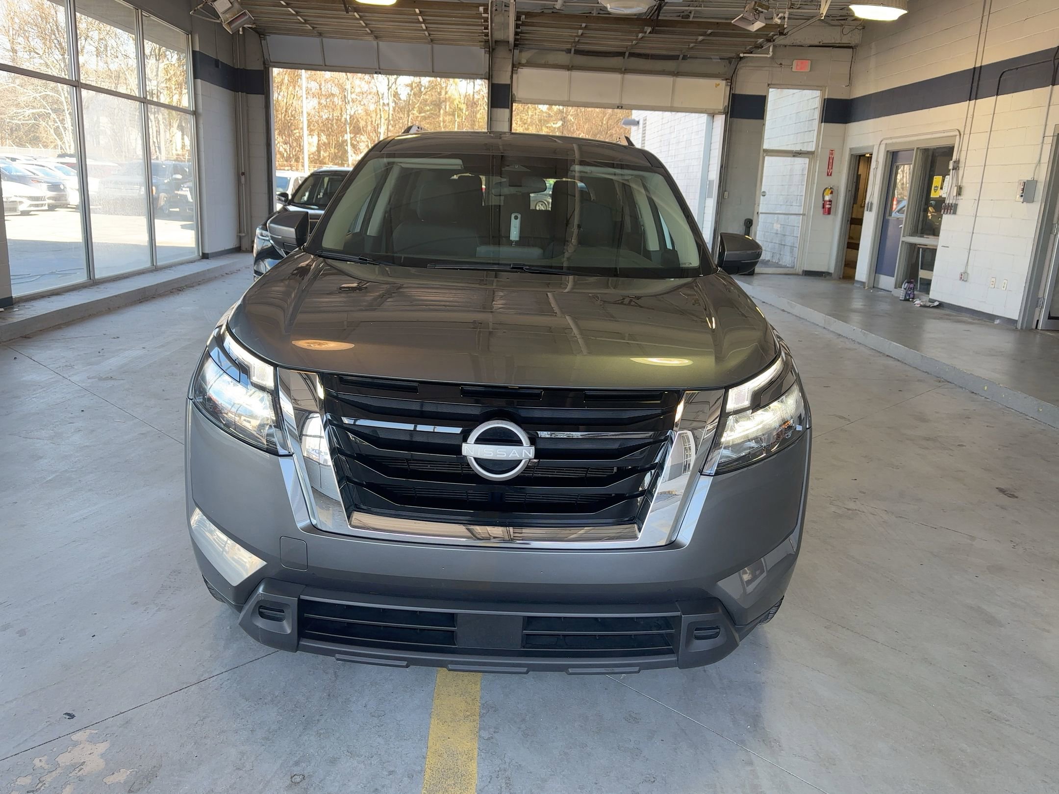 Thumbnail: 2025 Nissan Pathfinder - 1