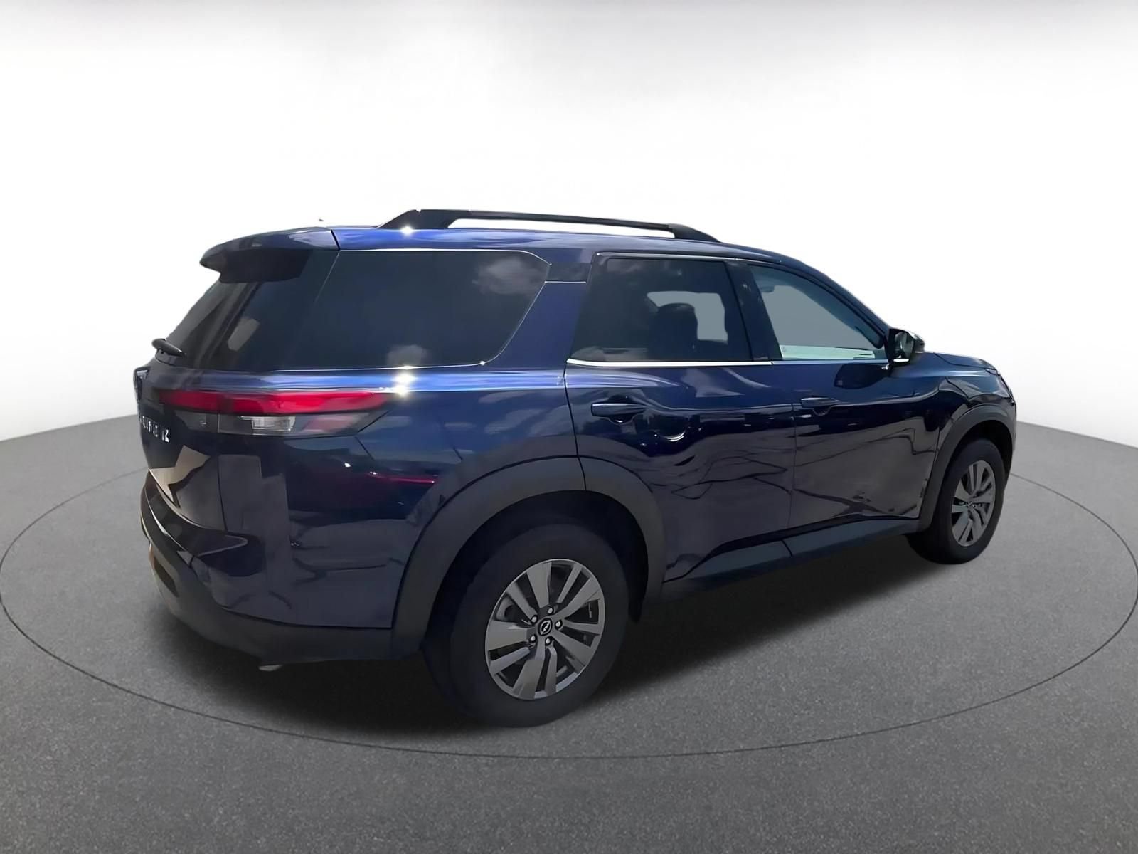 Thumbnail: 2025 Nissan Pathfinder - 13