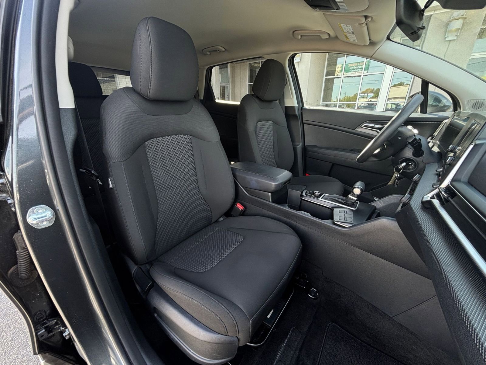 Thumbnail: 2025 Kia Sportage - 35