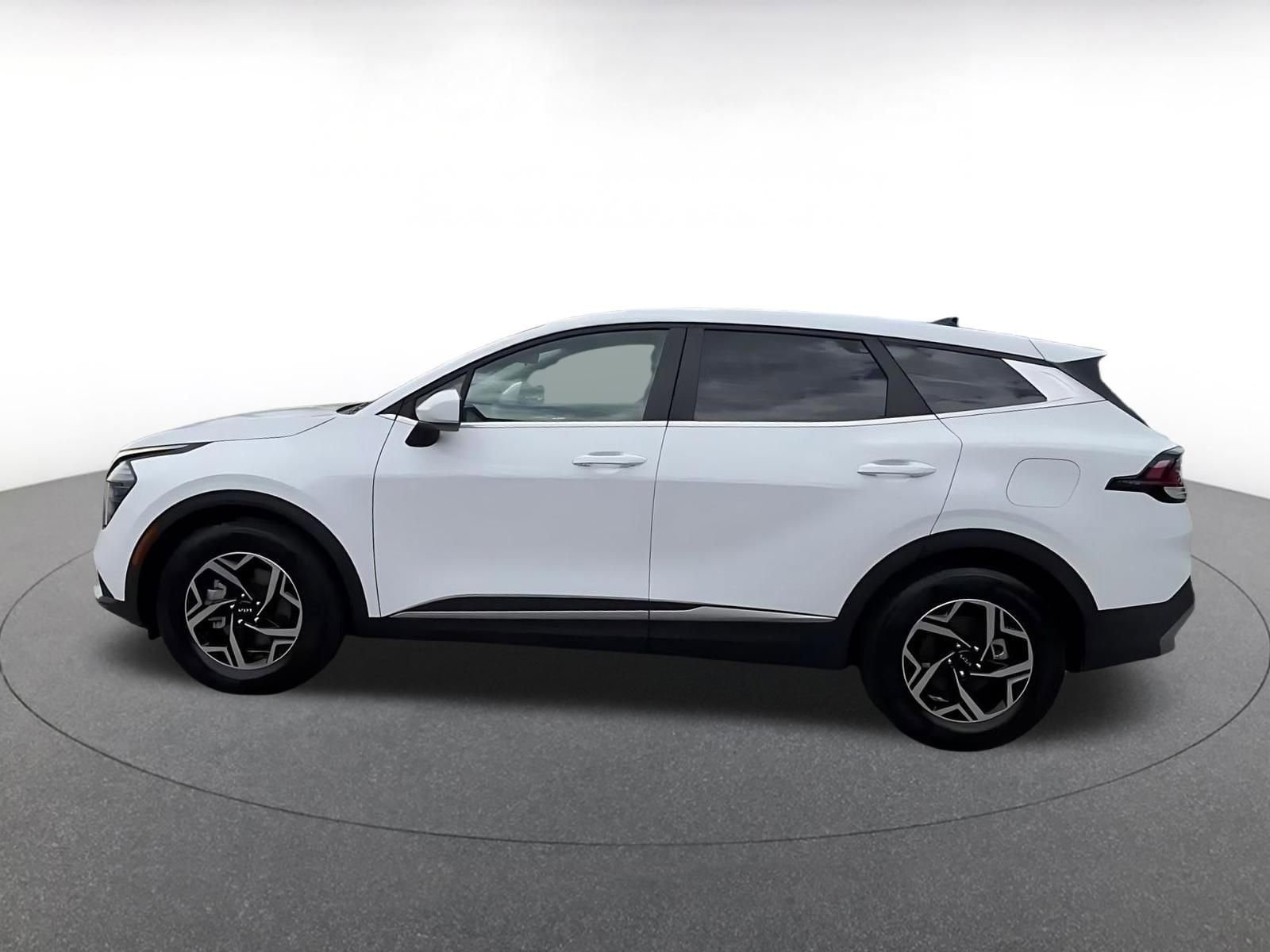 Thumbnail: 2025 Kia Sportage - 8
