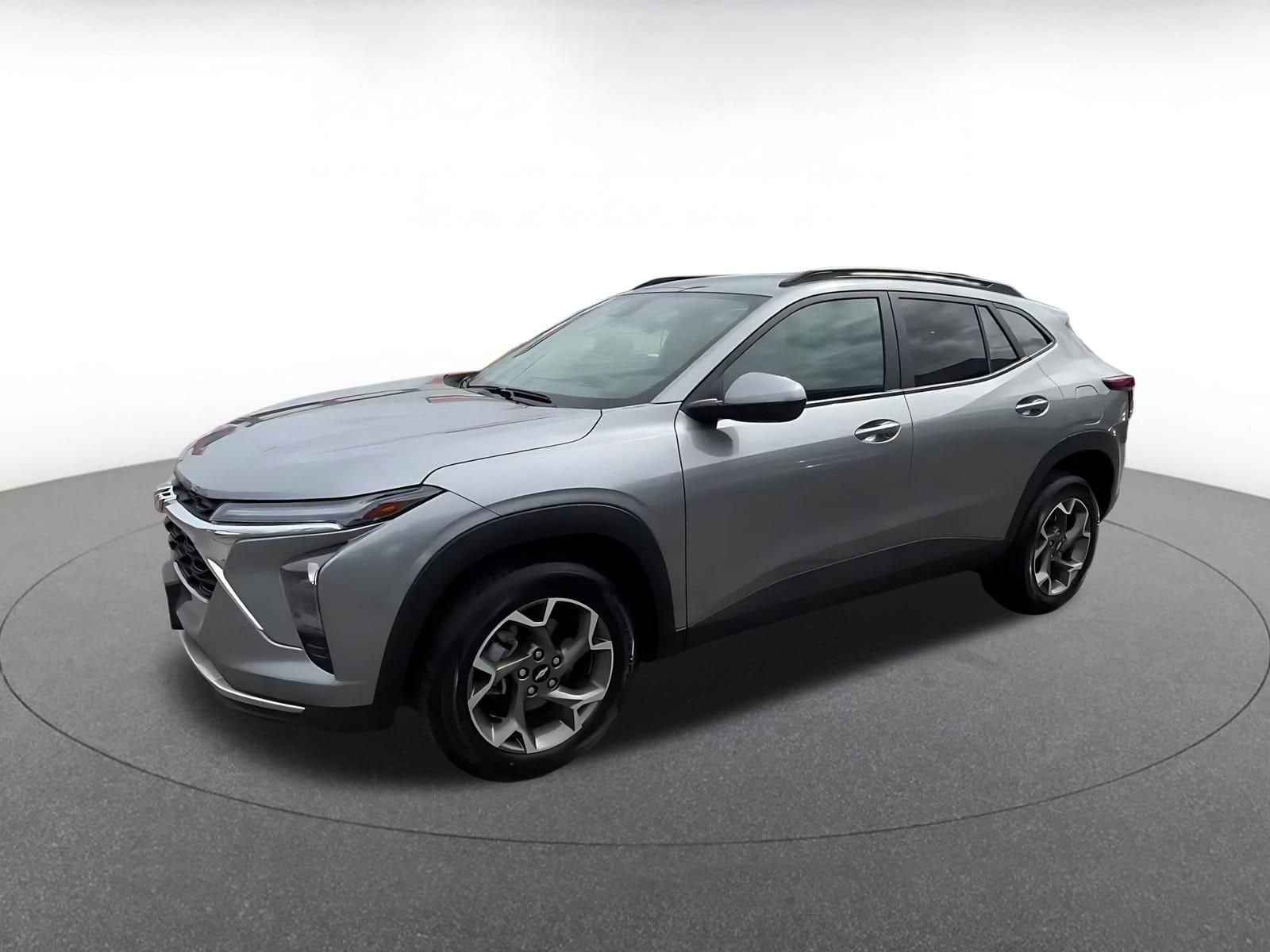 Thumbnail: 2025 Chevrolet Trax - 7