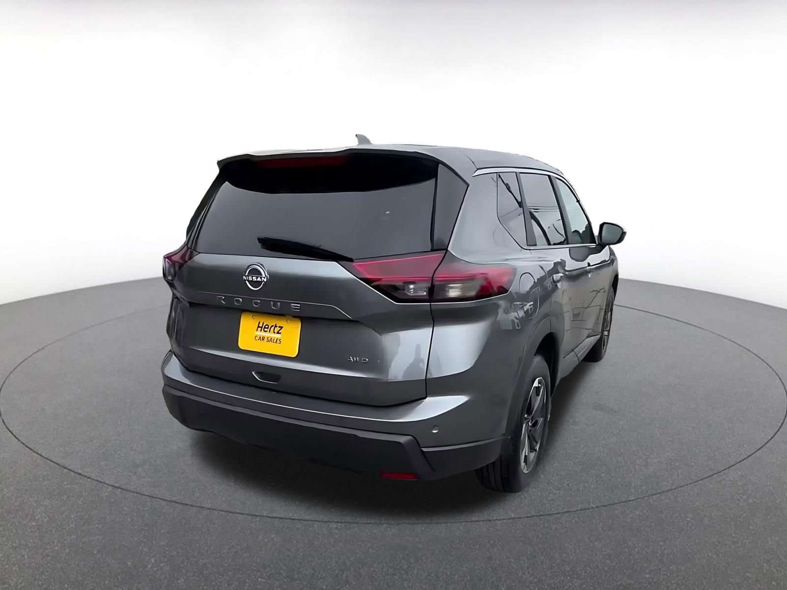 Thumbnail: 2025 Nissan Rogue - 13