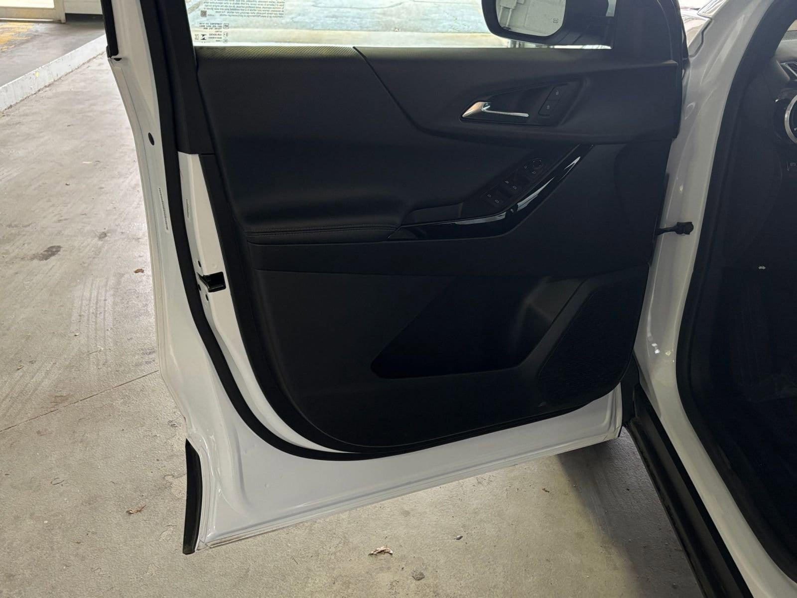 Thumbnail: 2025 Chevrolet Equinox - 20