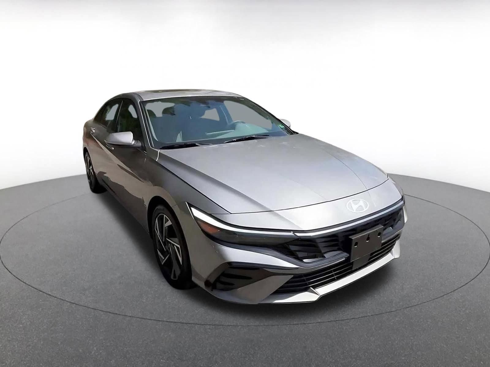 Thumbnail: 2025 Hyundai Elantra - 3