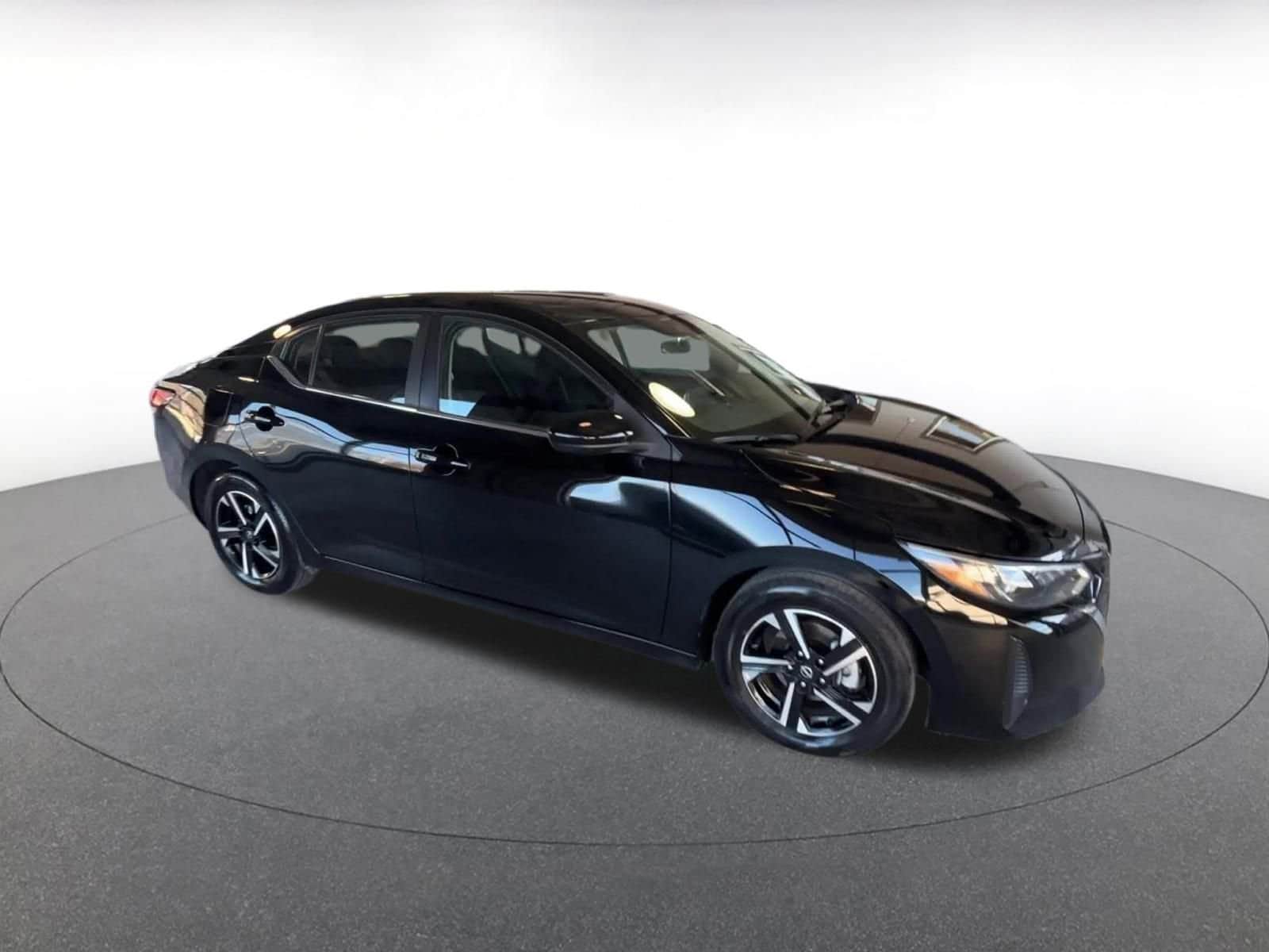 Thumbnail: 2025 Nissan Sentra - 2