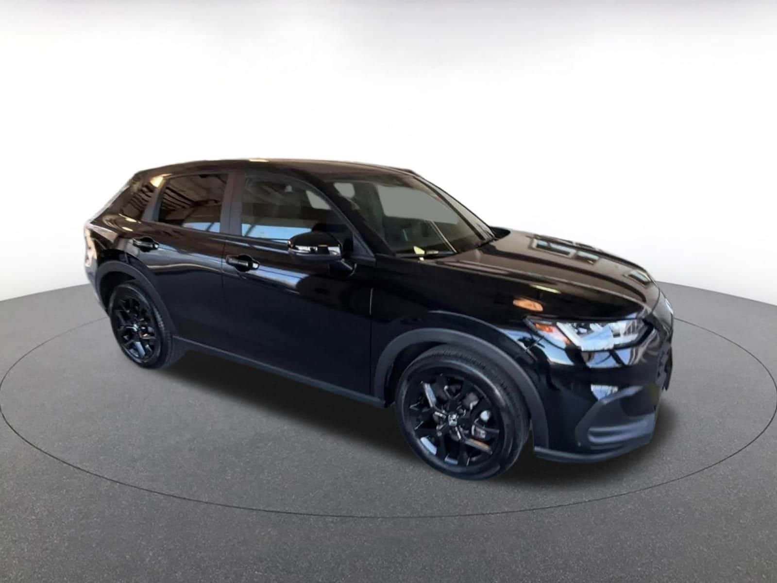 Thumbnail: 2025 Honda HR-V - 2