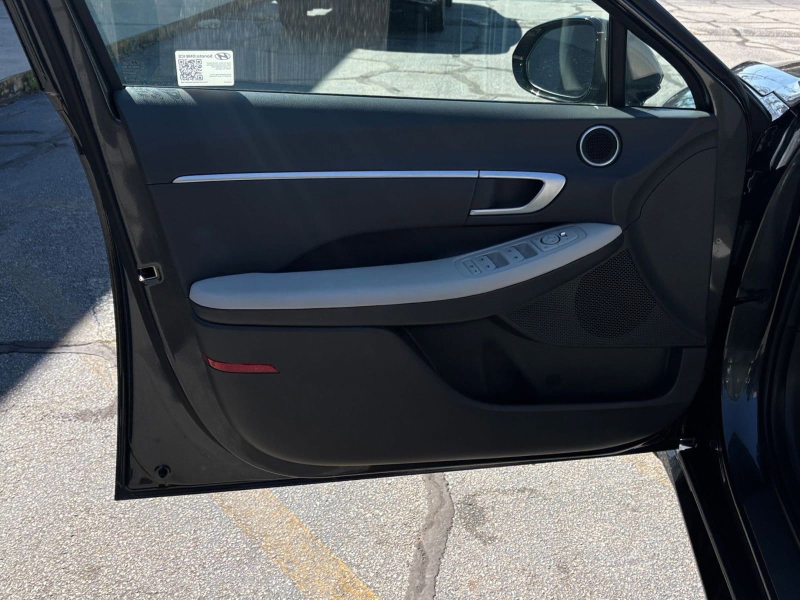 Thumbnail: 2025 Hyundai Sonata - 25