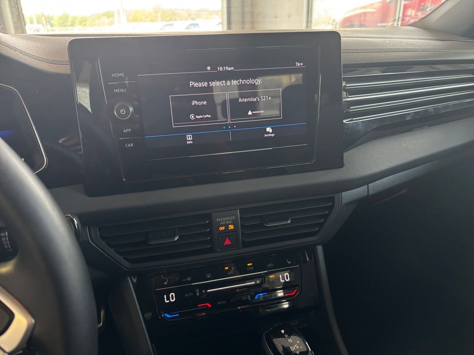 Thumbnail: 2025 Volkswagen Jetta - 21