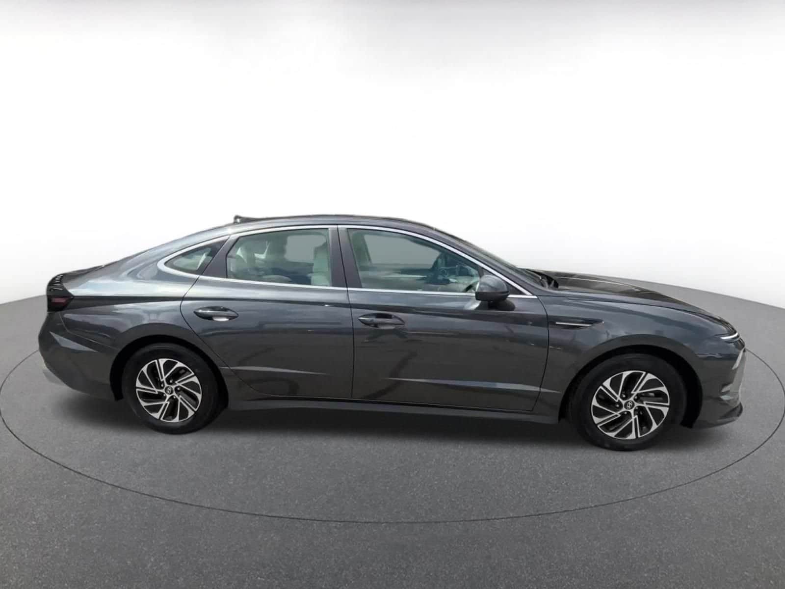 Thumbnail: 2026 Hyundai Sonata - 15