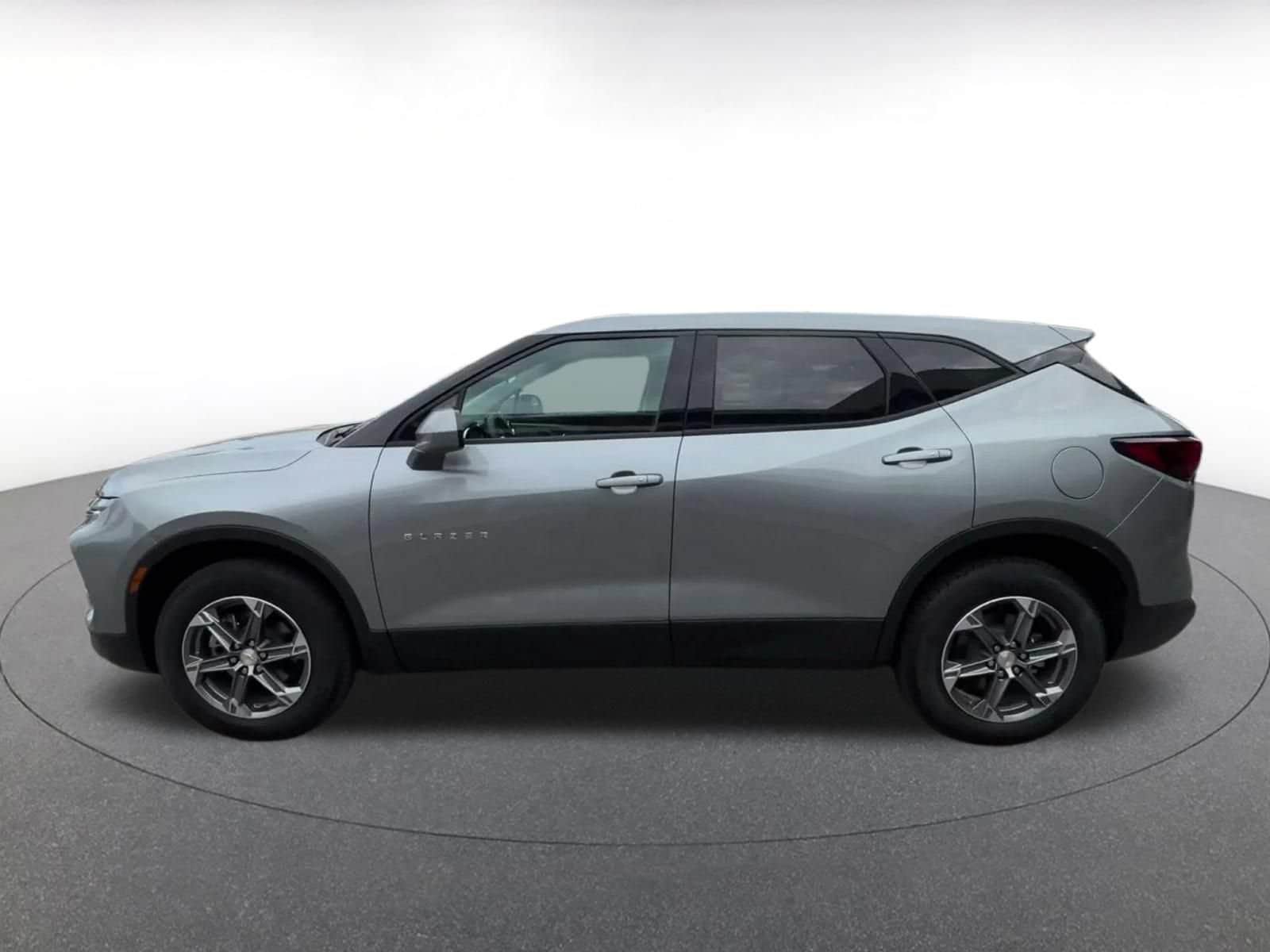 Thumbnail: 2026 Chevrolet Blazer - 8