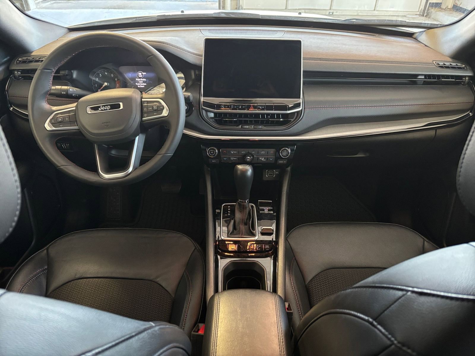 Thumbnail: 2025 Jeep Compass - 32