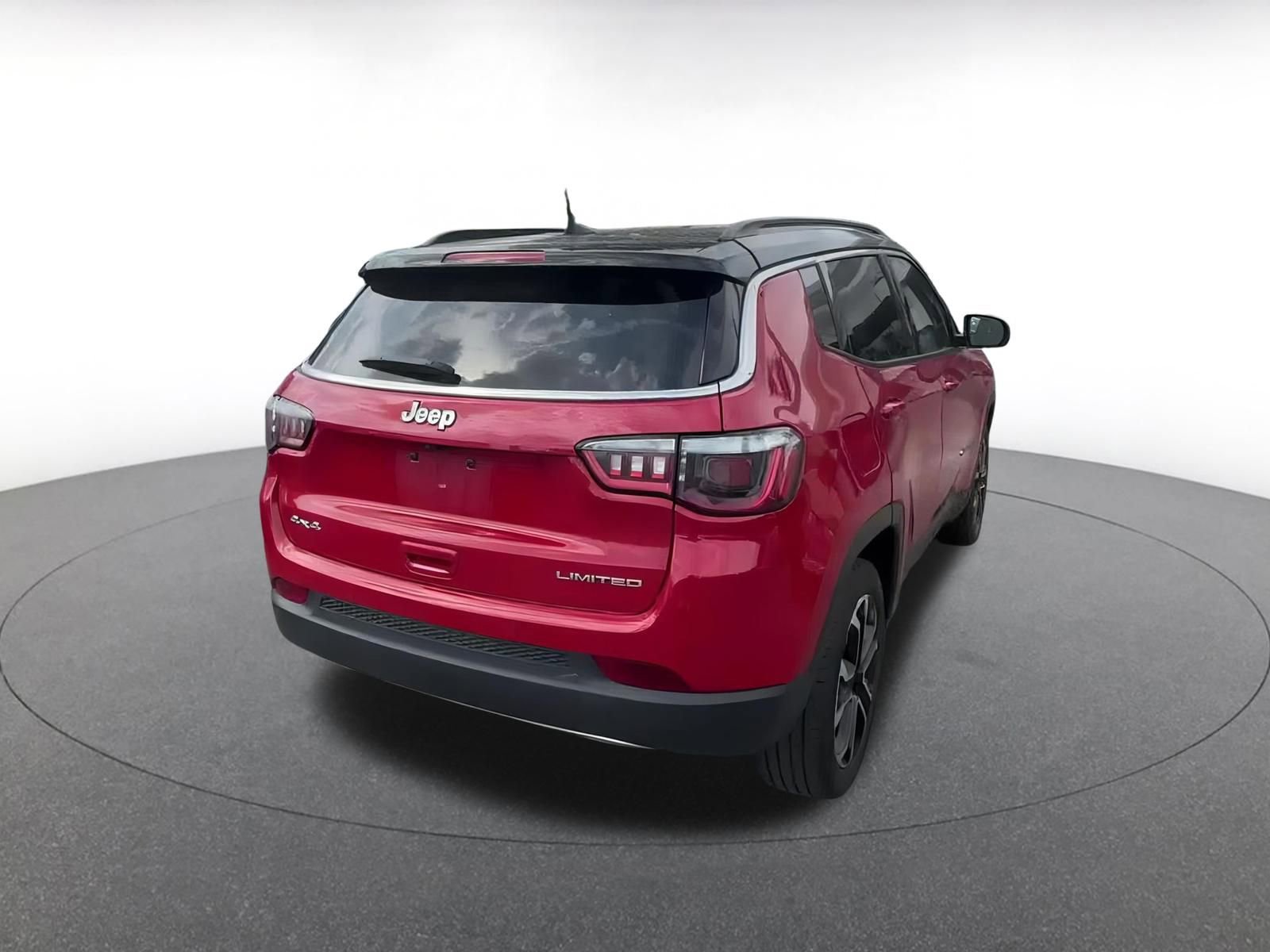 Thumbnail: 2023 Jeep Compass - 12